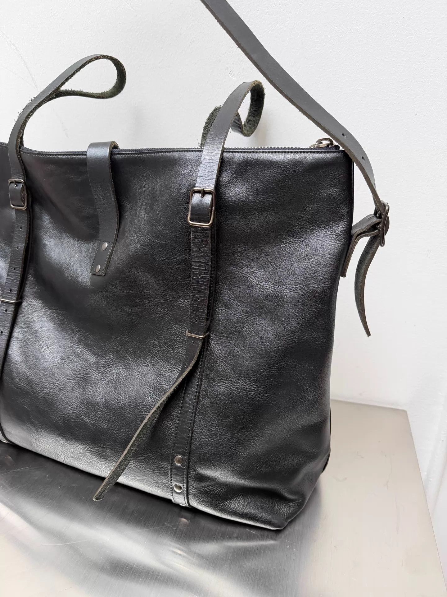 Yohji Yamamoto Yohji Yamamoto Pour Homme Oversized Strap Tote/Shoulder Size ONE SIZE - 5 Thumbnail
