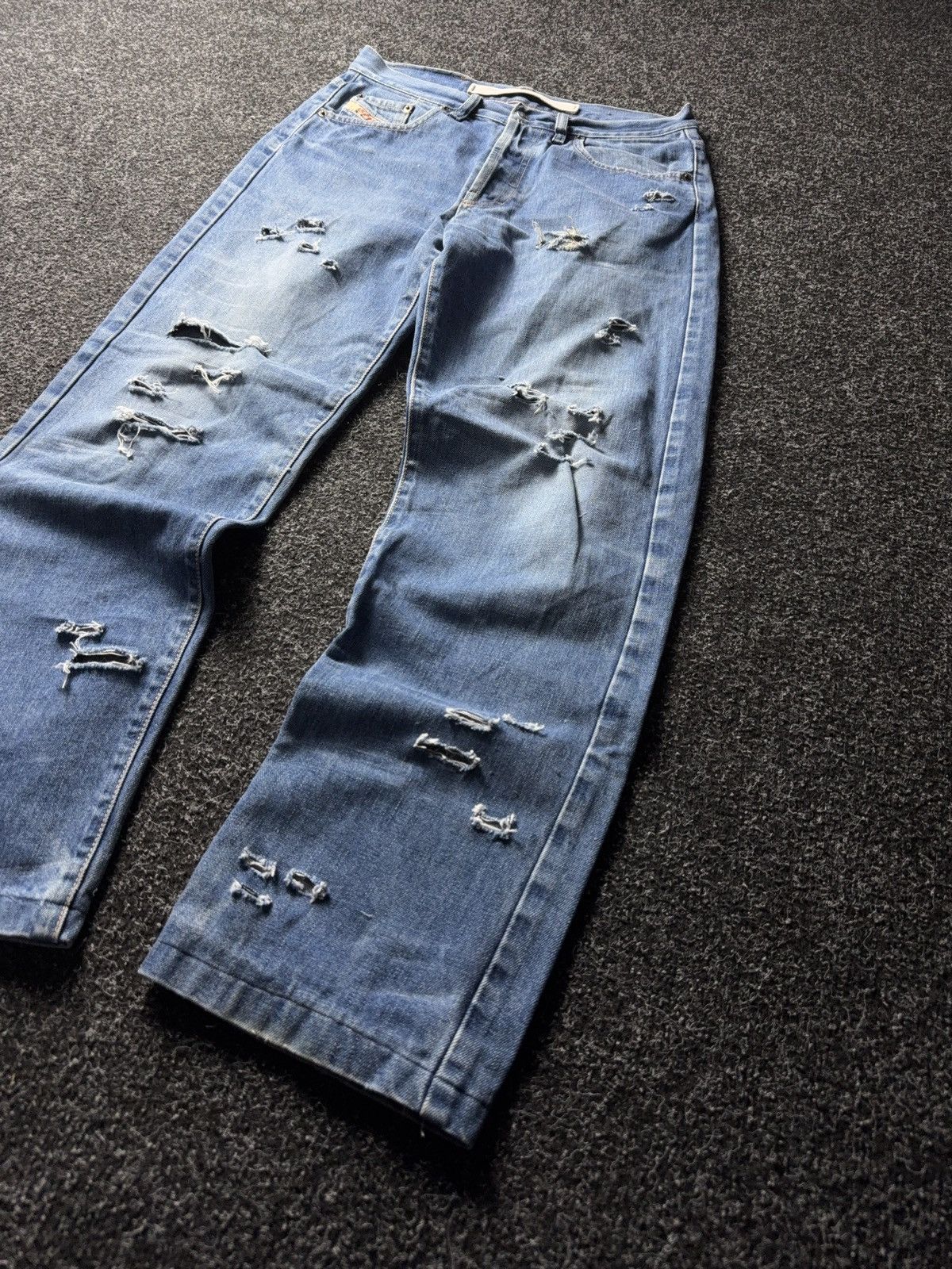 Diesel Retro 90s Diesel Distressed Jeans Made in Italy By Diesel Size US 29 - 3 Thumbnail