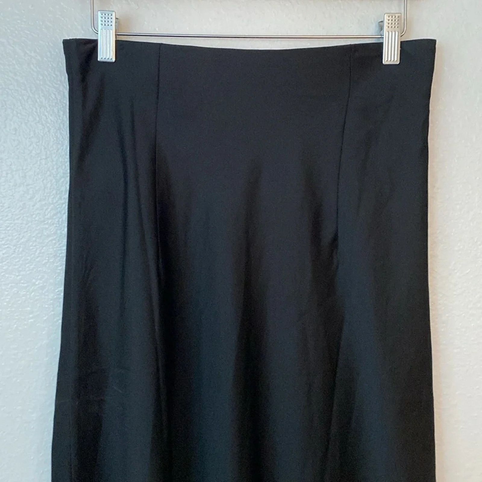 J.Crew NWT J. Crew S Gwyneth Satin Slip Skirt in Black Size 27" / US 4 / IT 40 - 8 Thumbnail