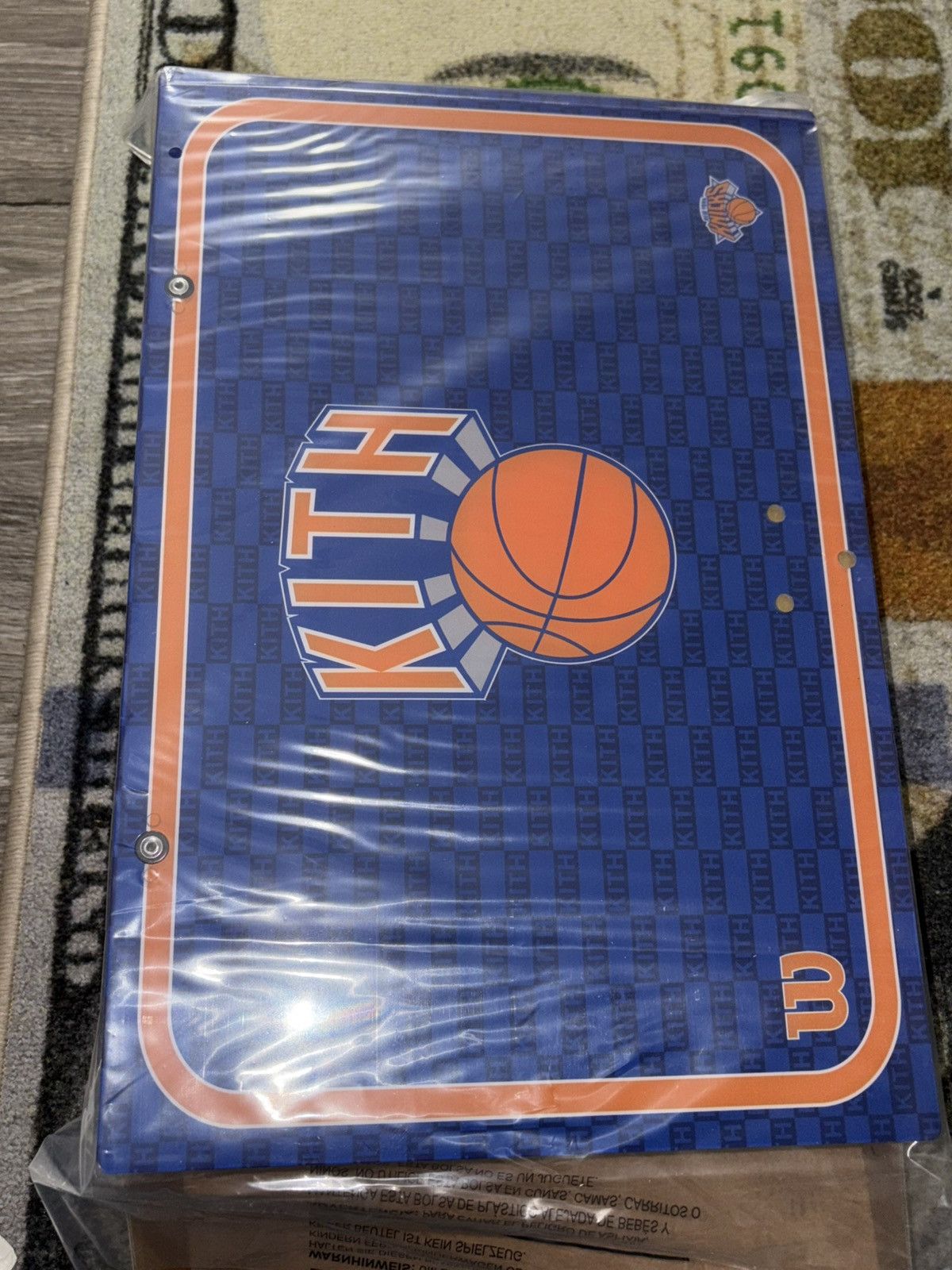 Kith × Wilson Kith Wilson NBA New York Knicks Mini Basketball Hoop Size ONE SIZE - 4 Thumbnail