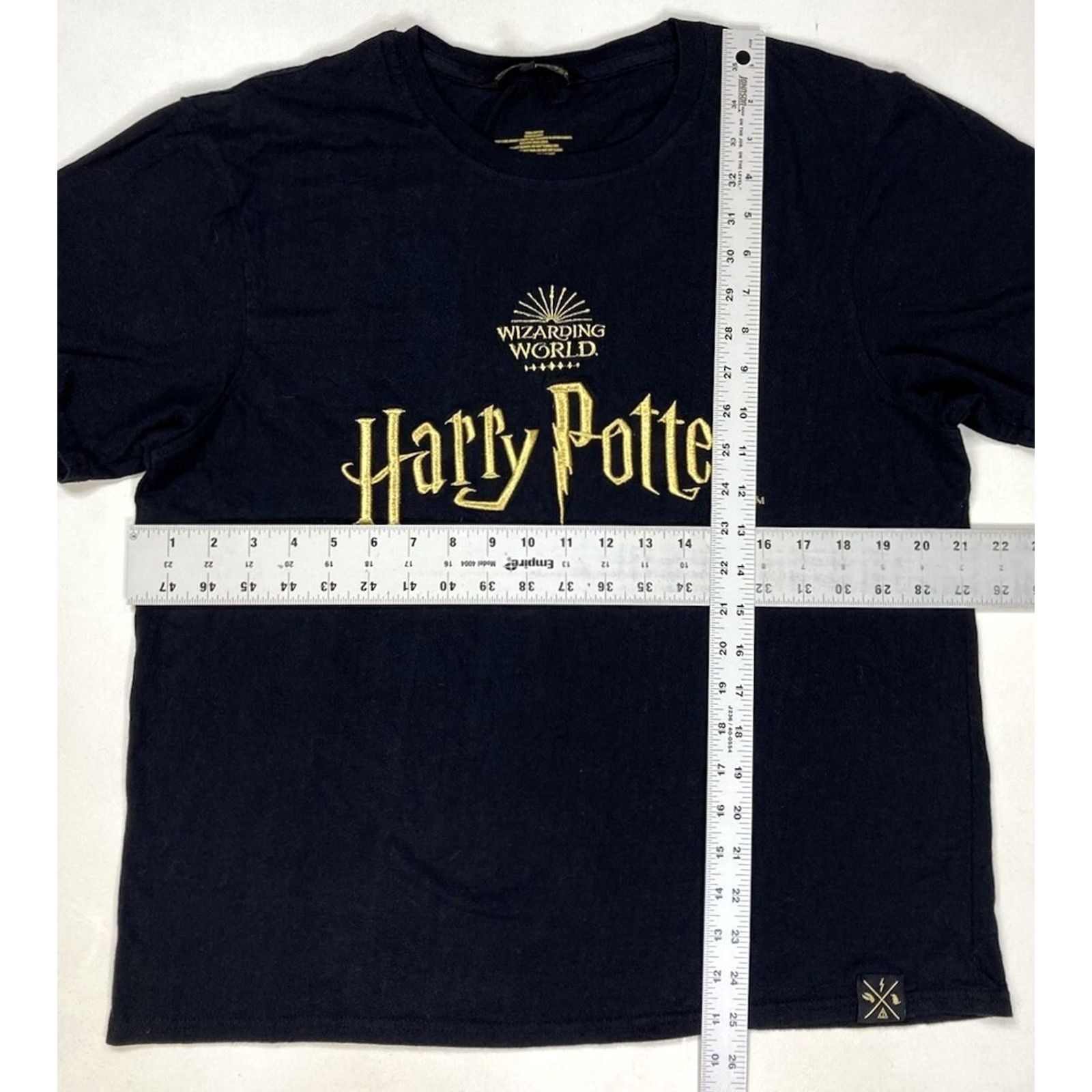 Vintage VINTAGE? Harry Potter Wizarding World New York T-shirt Women Large Black Short Sleeve Size L / US 10 / IT 46 - 6 Thumbnail