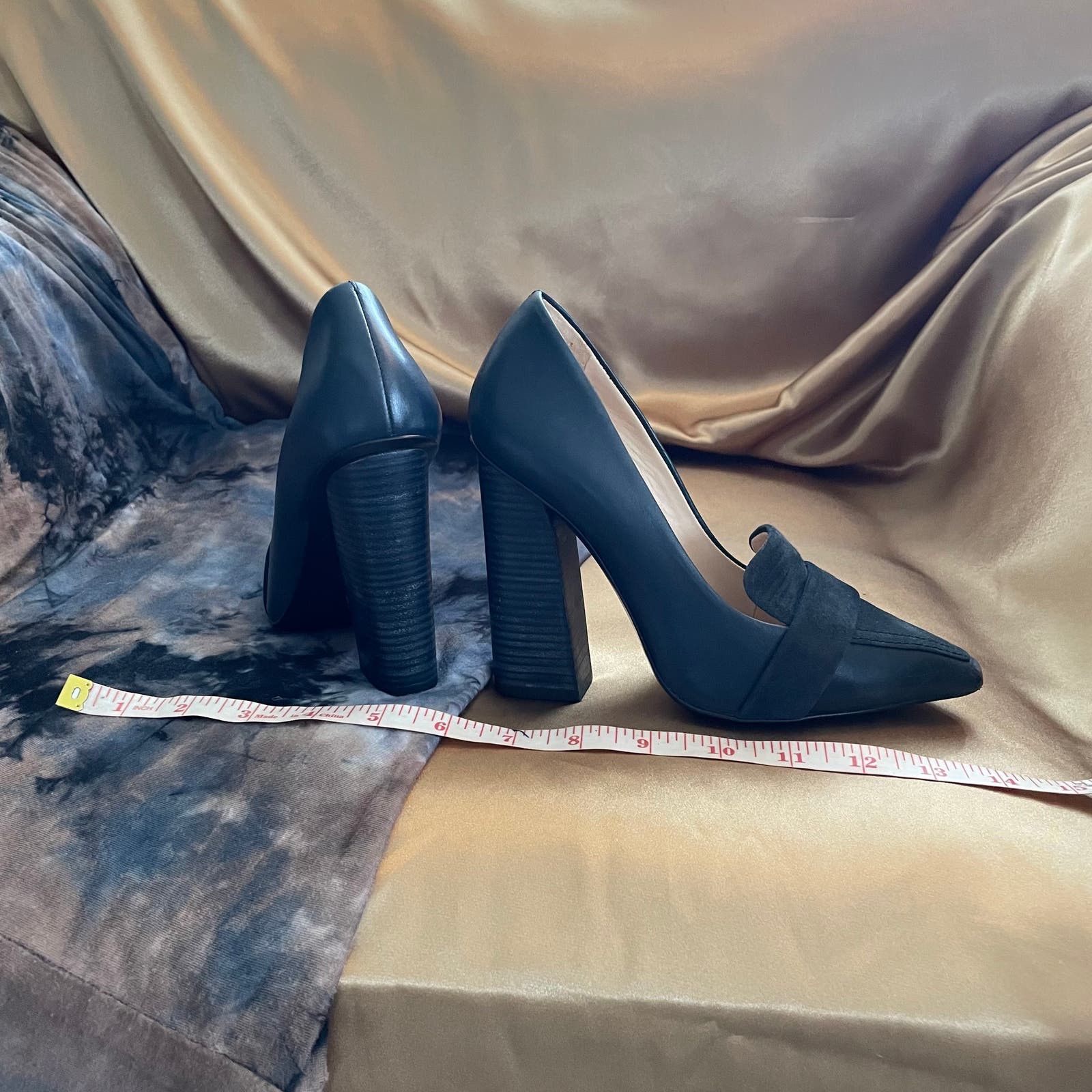 Tory Burch Navy Pumps Size 5M
