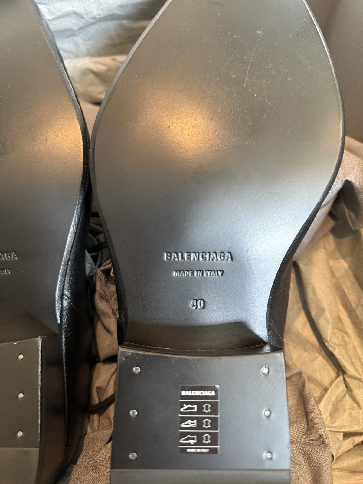 Balenciaga Balenciaga Romeo Mule Size US 7 / EU 40 - 7 Thumbnail