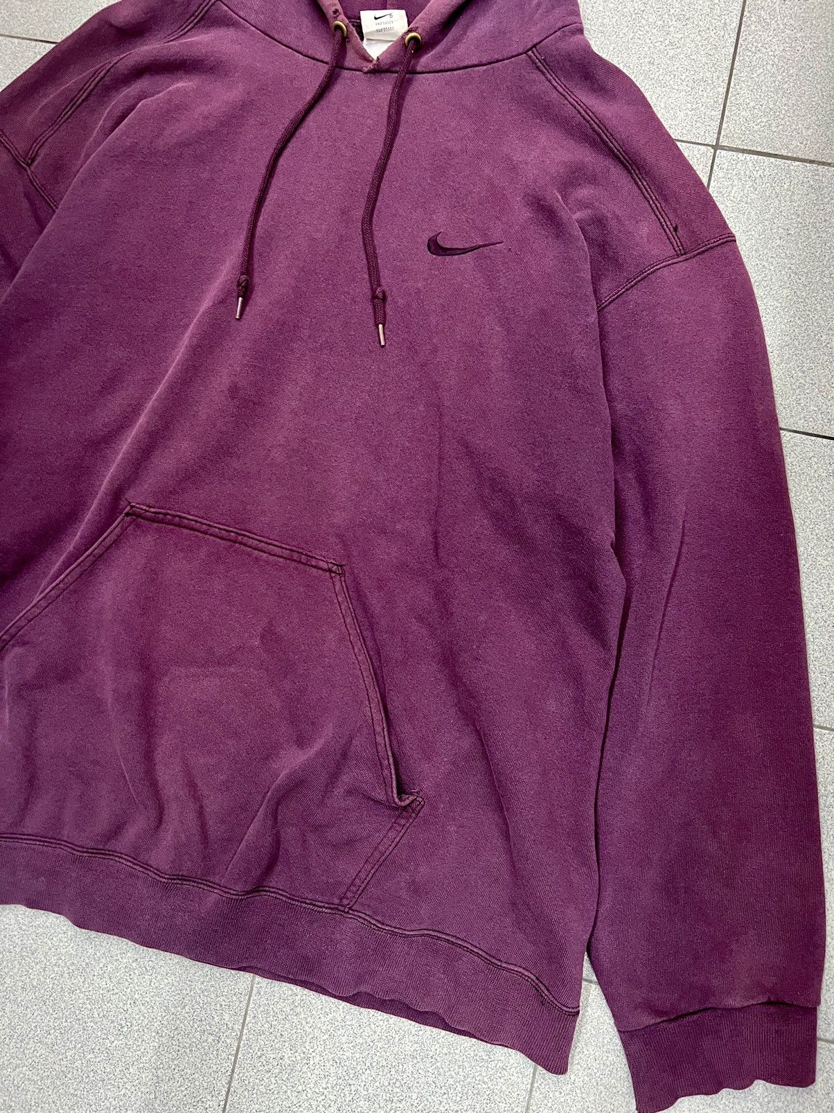 Nike × Vintage Vintage 90s Nike Small Swoosh Hoodie Size US L / EU 52-54 / 3 - 3 Thumbnail