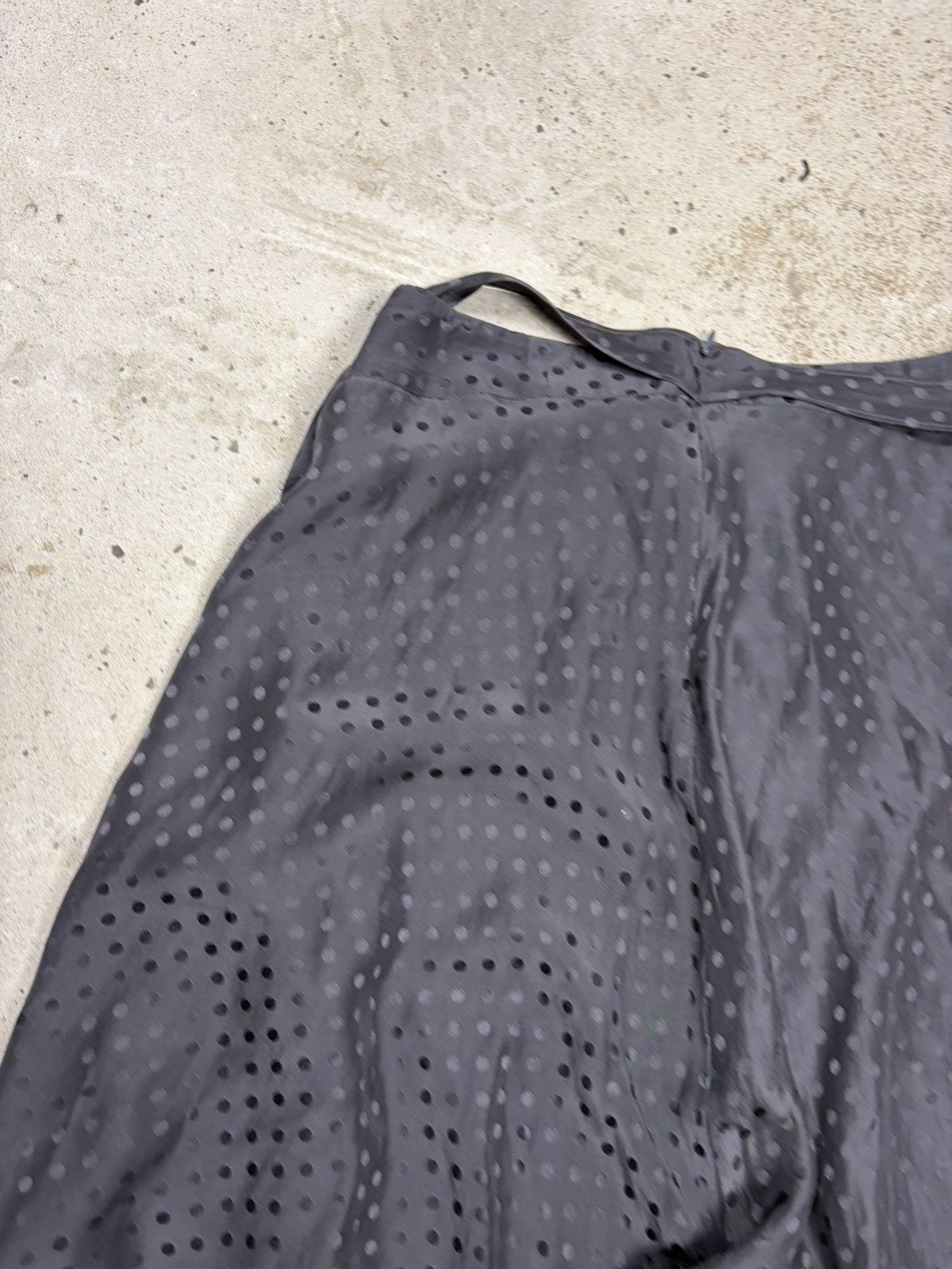 Balenciaga Balenciaga 2006 Silk Polka Dot Pleated Skirt Belted Tied Size 26" / US 2 / IT 38 - 14 Thumbnail