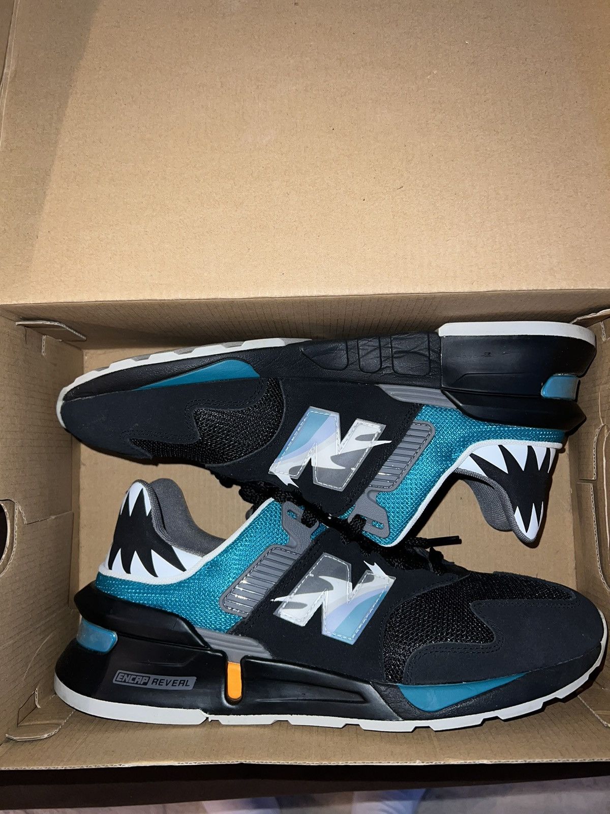 kawhi leonard new balance pink
