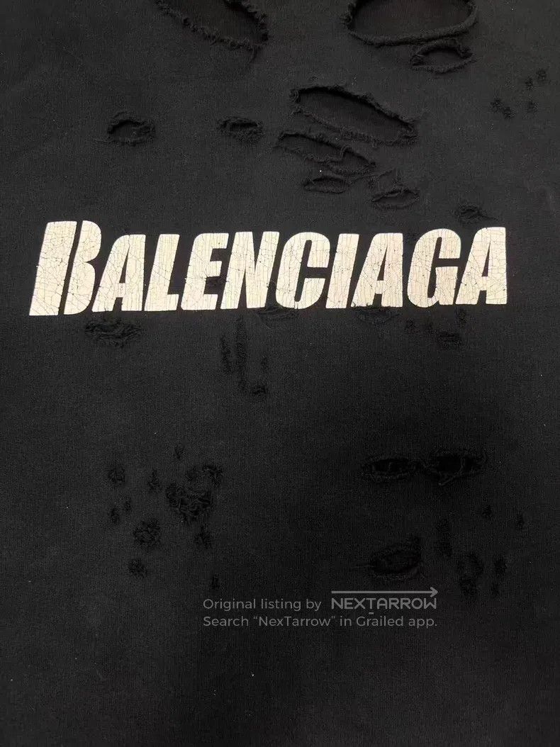 Balenciaga Balenciaga Art Print Cracked Effect Hooded Sweatshirt Size US XXS / EU 40 - 3 Thumbnail
