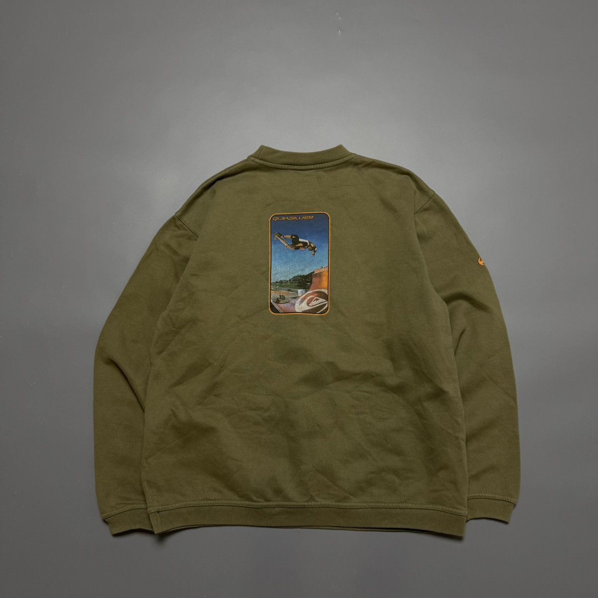 Quiksilver Vintage Quicksilver Skateboarding Y2K Sweatshirt Size US S / EU 44-46 / 1 - 1 Thumbnail