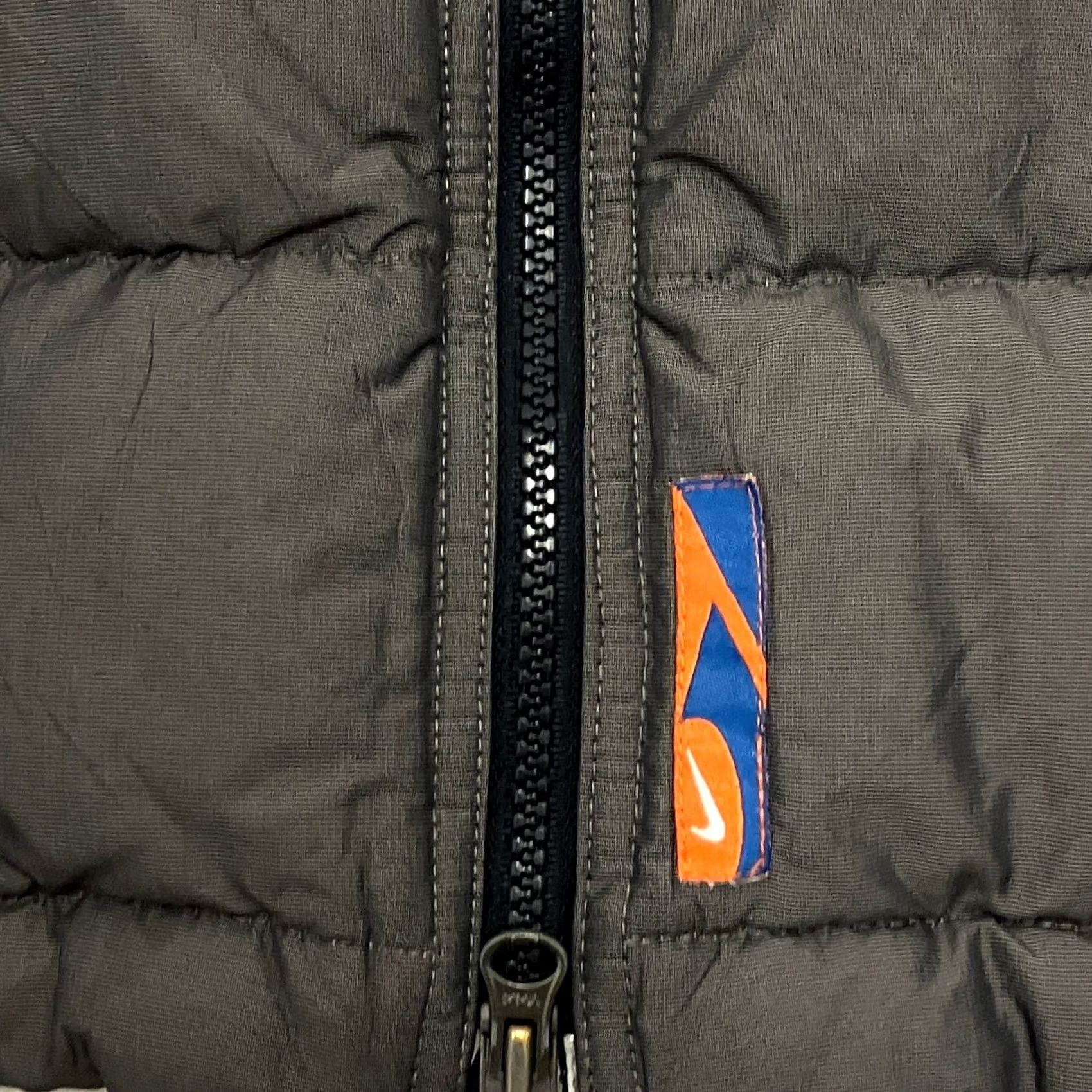 Nike Nike Puffer Jacket Mens Large Grey Quilted Coat Swoosh Zip Up Insulated Size US L / EU 52-54 / 3 - 2 Thumbnail