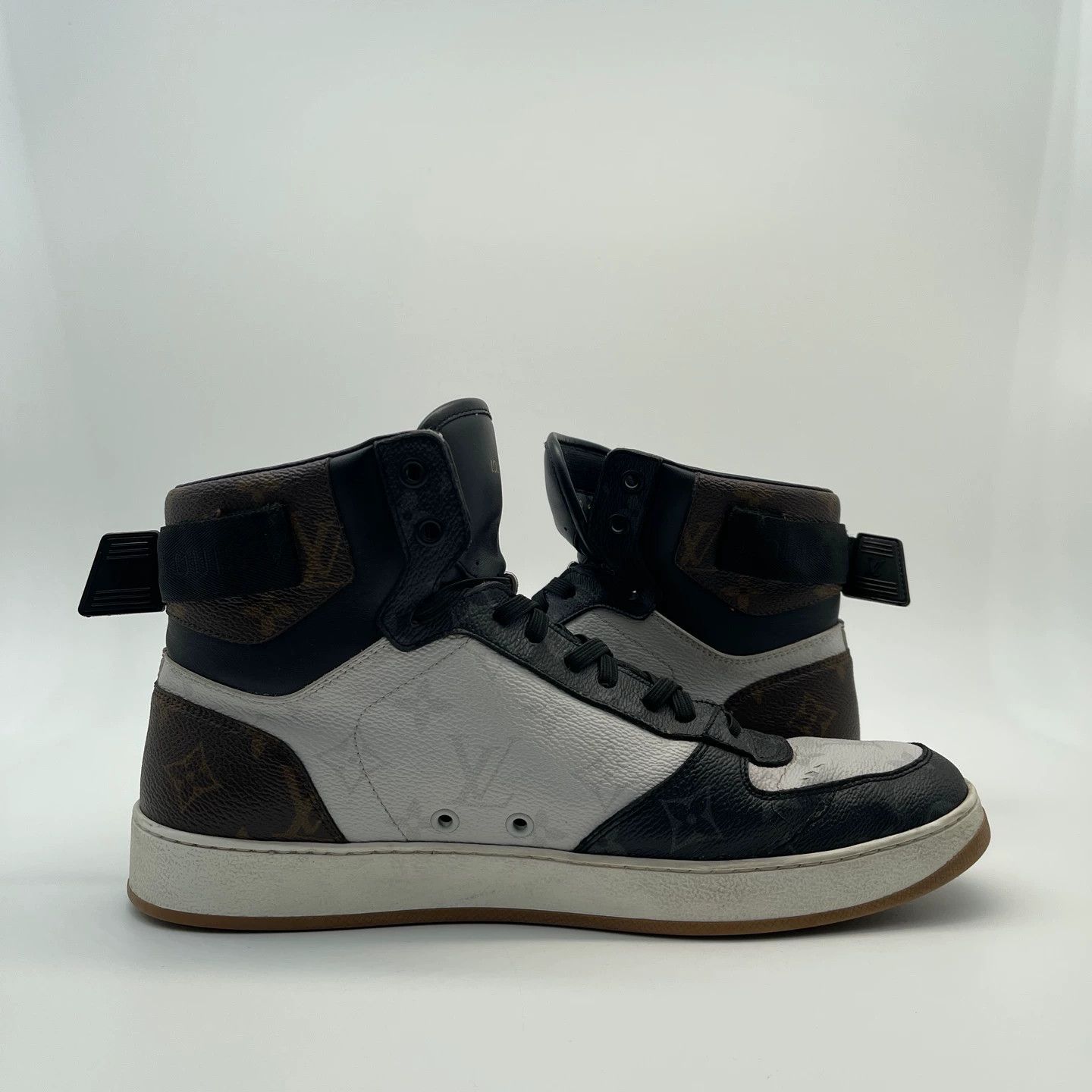 Louis Vuitton LV high-top sneakers US8 Size US 8 / EU 41 - 4 Thumbnail