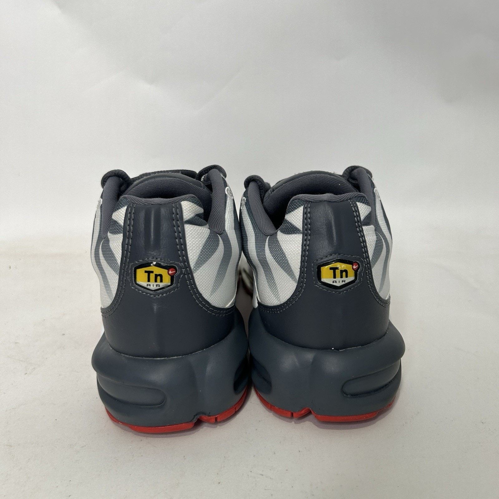 Nike Nike Air Max Plus TN SE “Before The Bite/Grey Red White” Size US 11.5 / EU 44-45 - 5 Thumbnail