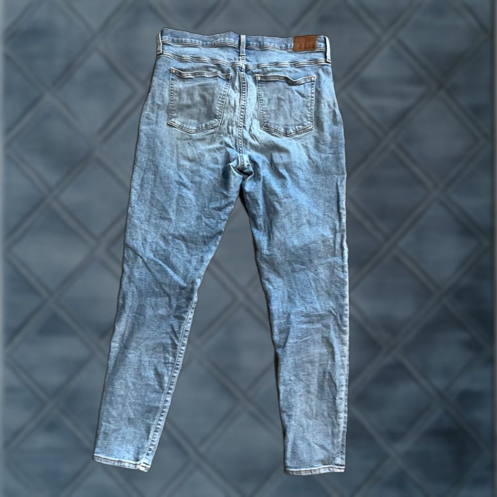 J.Crew J.CREW Jeans Womens 32 Tall Skinny Distressed Denim 5-Pocket Inseam 30" Blue Cotton Slim High Rise? Size 24" / US 00 / IT 34 - 1 Thumbnail