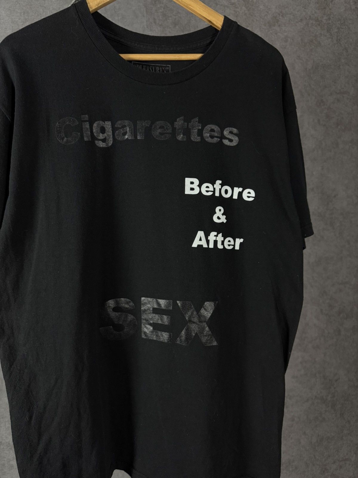 Pleasures Pleasures designer tee Size US L / EU 52-54 / 3 - 3 Thumbnail