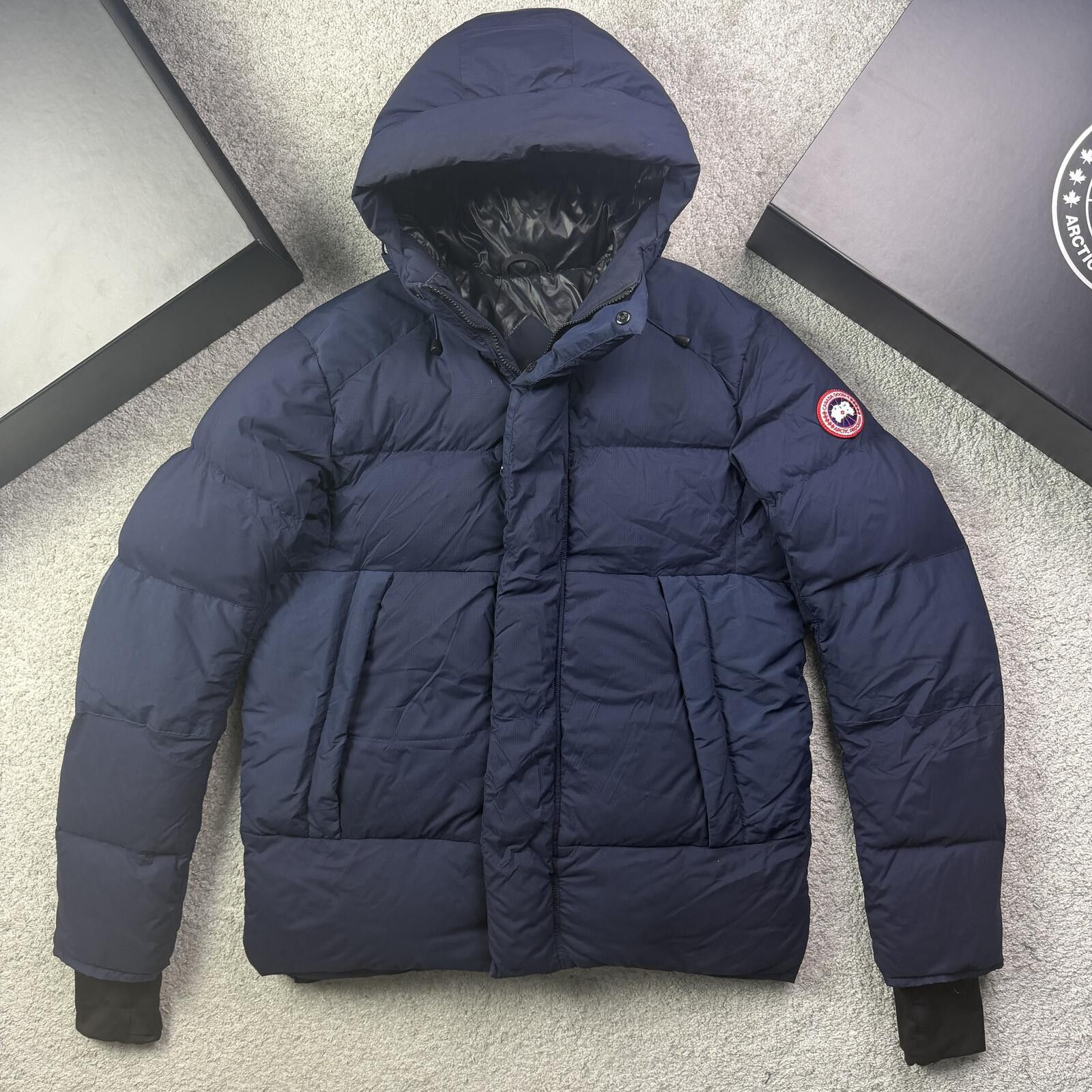 Canada Goose Canada Goose Armstrong Size L Size US L / EU 52-54 / 3 - 1 Thumbnail
