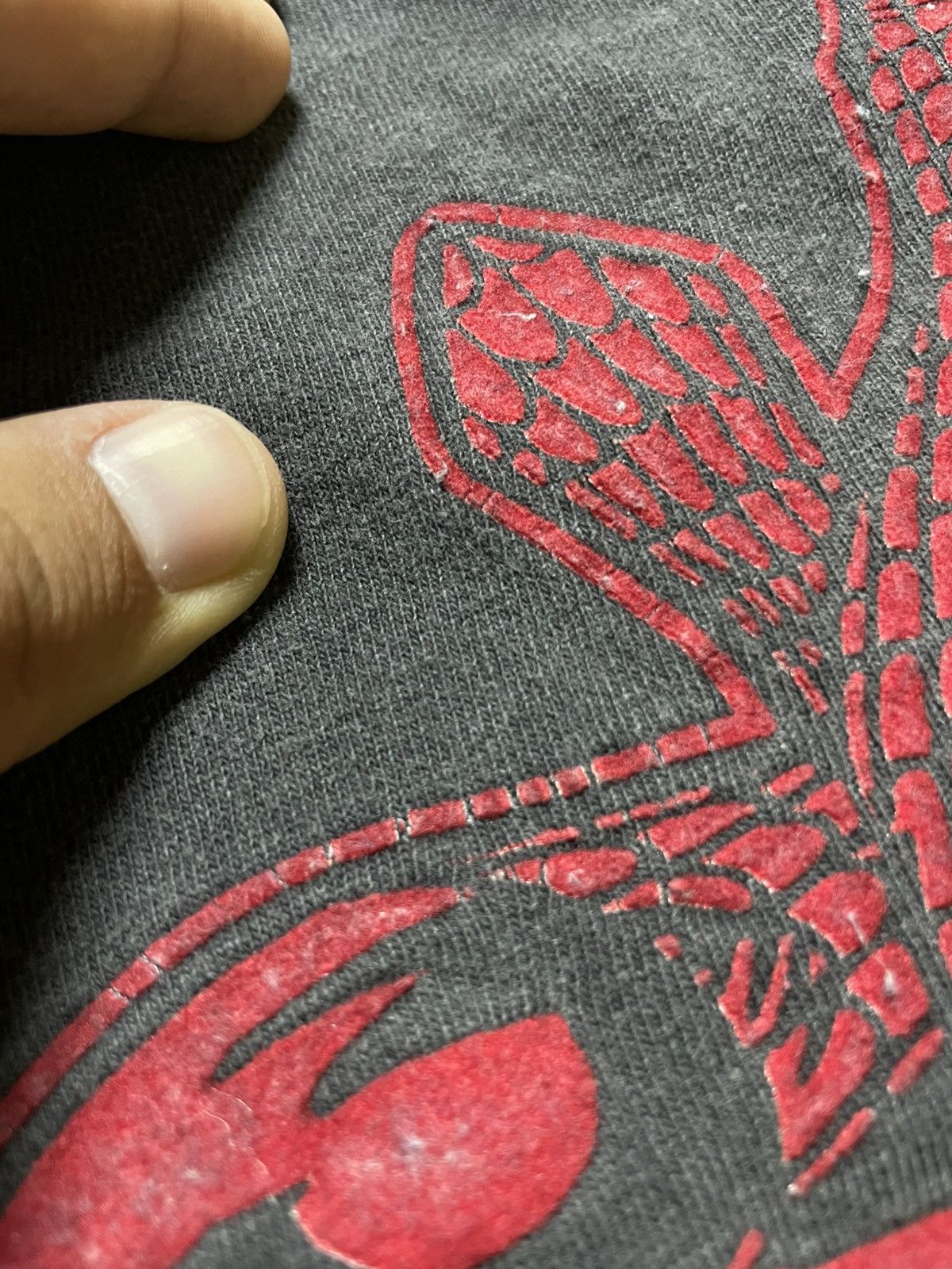 Marvel Comics Vintage 90s SPIDERMAN Tee Velvet Graphic Rare Design Size US M / EU 48-50 / 2 - 11 Thumbnail