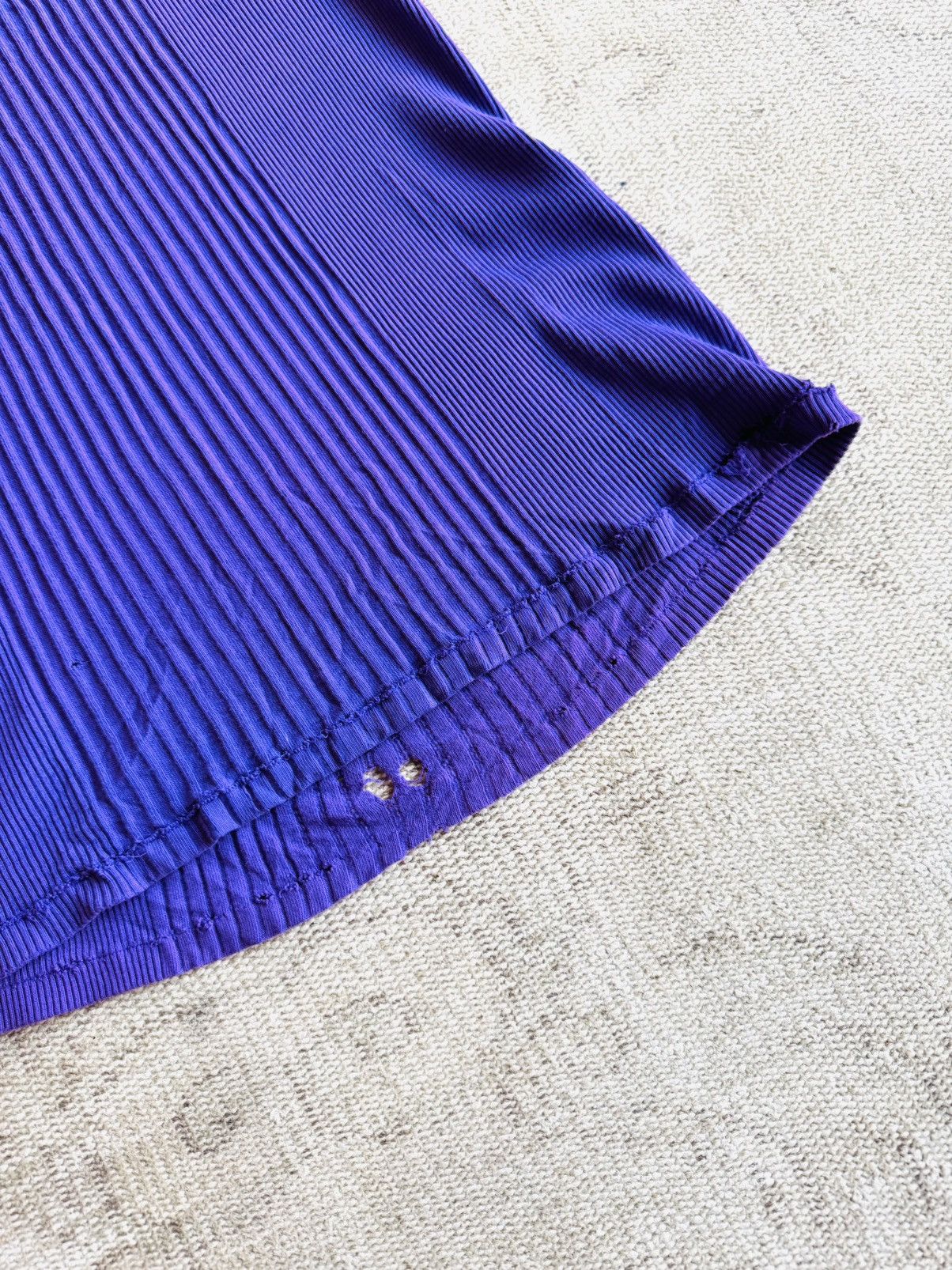 Vintage Vintage European distressed tank top purple workwear sz m Size US M / EU 48-50 / 2 - 4 Thumbnail