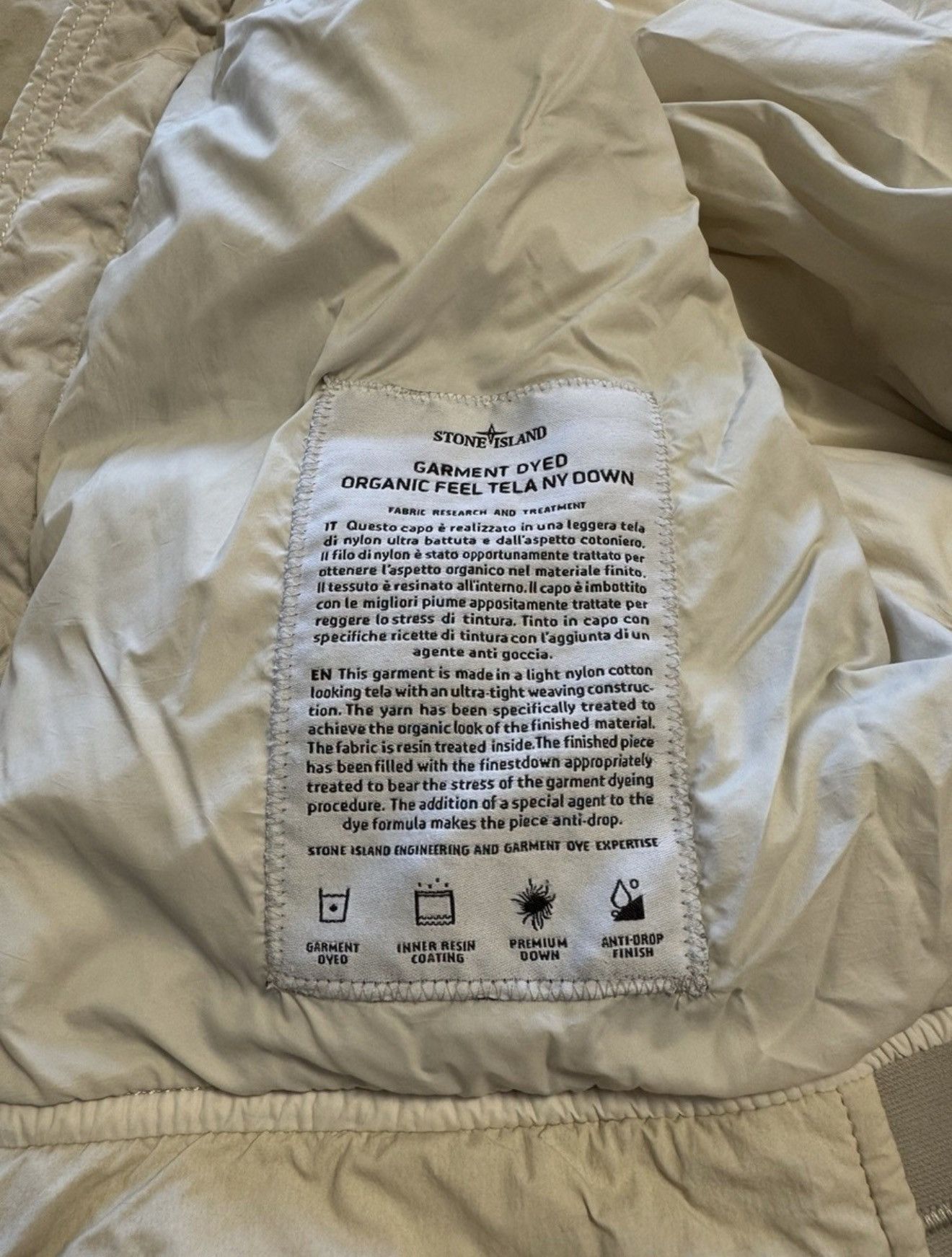 Stone Island Stone Island Down Jacket Unisex Size L Cream 2010 Size US L / EU 52-54 / 3 - 5 Thumbnail