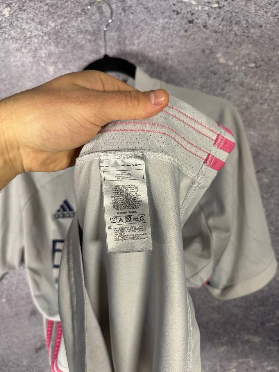 Adidas Vintage Real Madrid 2020/21 Adidas Soccer Jersey L sz Size US L / EU 52-54 / 3 - 10 Thumbnail