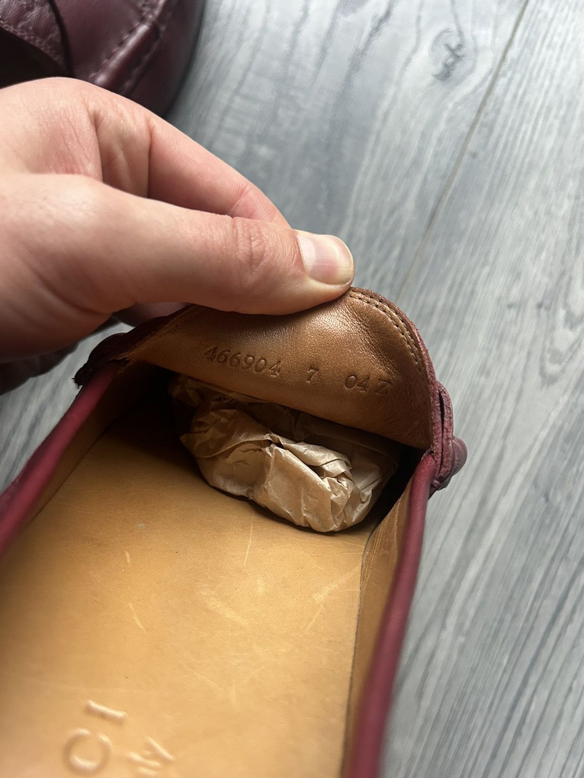 Gucci Gucci Burgundy Leather Loafers with Embossed GG Monogram Size US 7 / EU 40 - 18 Thumbnail