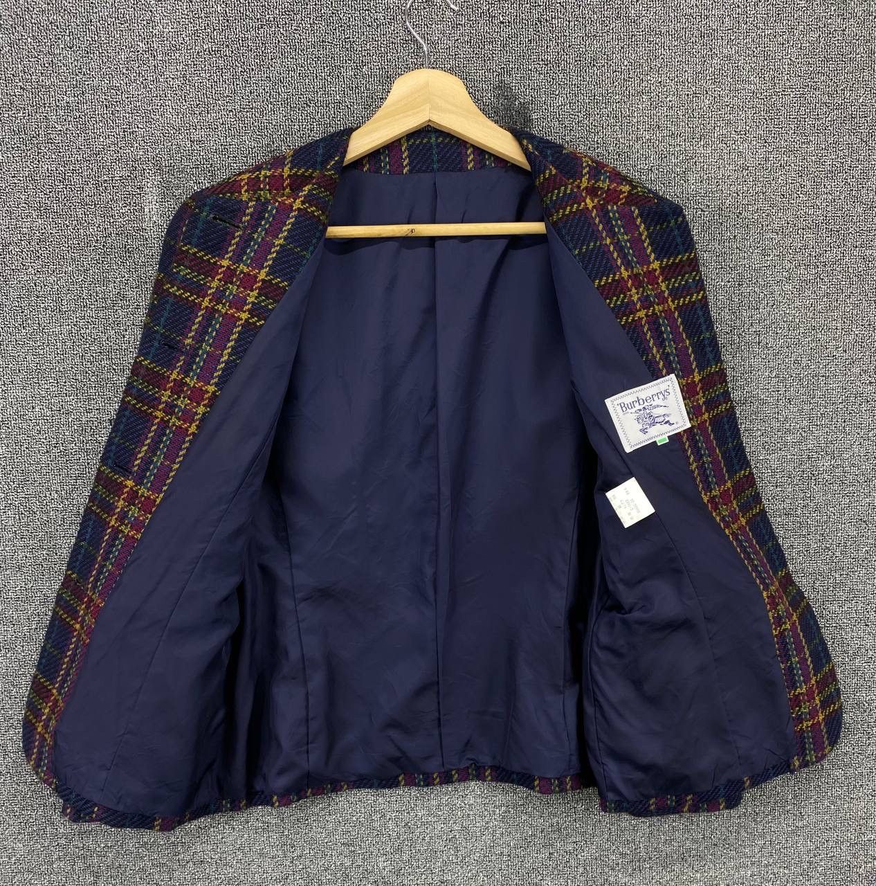 Burberry Vintage Burberry Shadow Plaids Wool Coat Cardigan Jacket Size S / US 4 / IT 40 - 6 Thumbnail