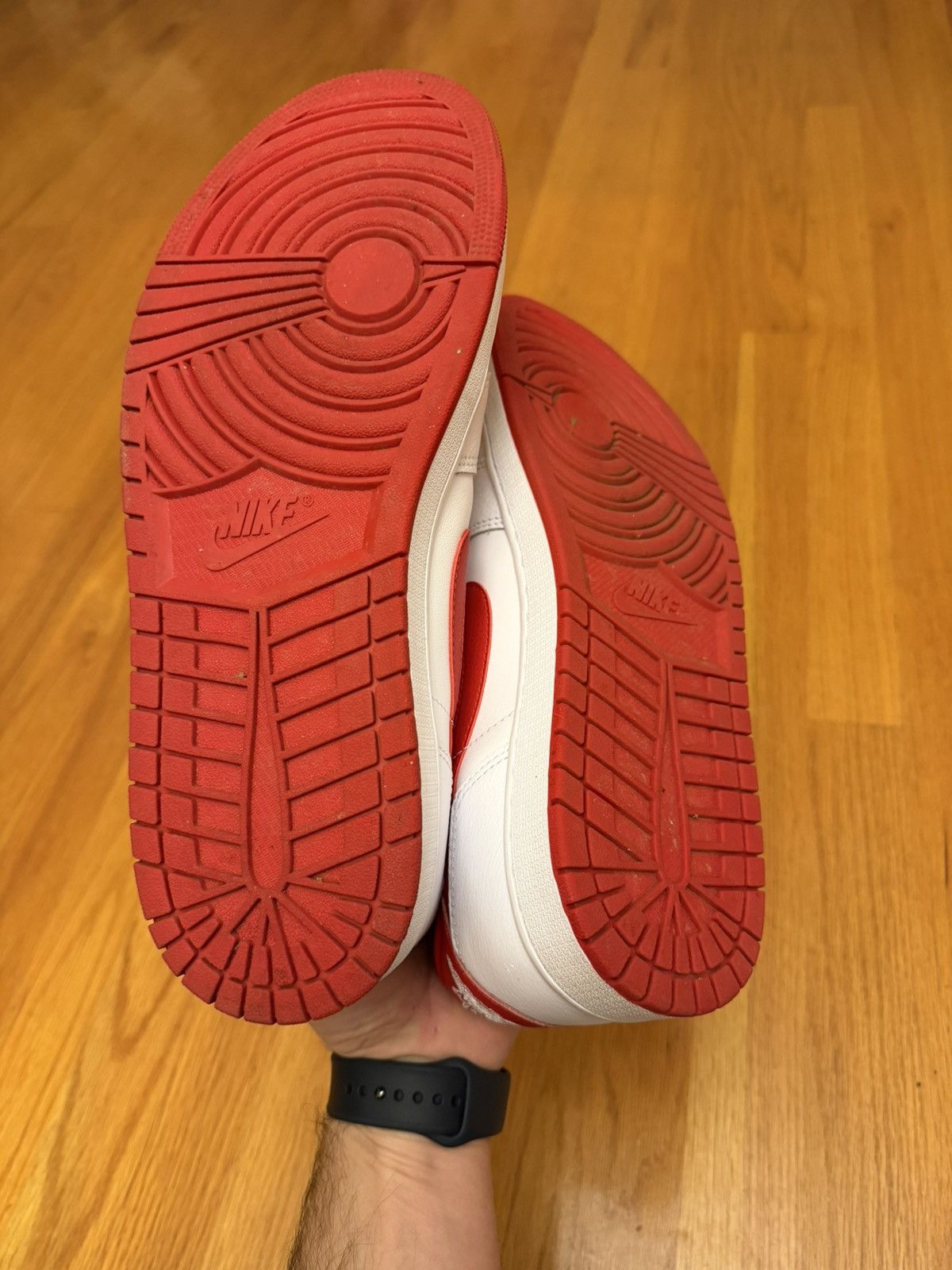 Nike Jordan 1 Retro Low OG University Red Size US 12 / EU 45 - 5 Thumbnail
