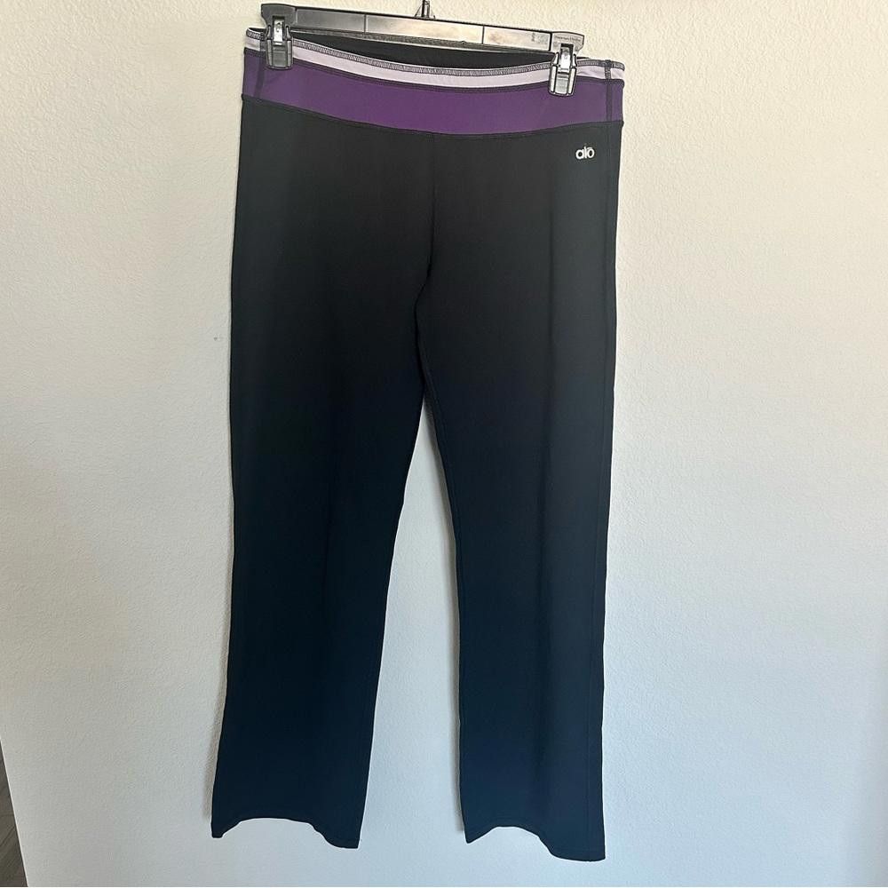 Designer Alo Yoga Pants Leggings Wide Leg Small Black Purple CoolFit Size 28" / US 6 / IT 42 - 2 Thumbnail
