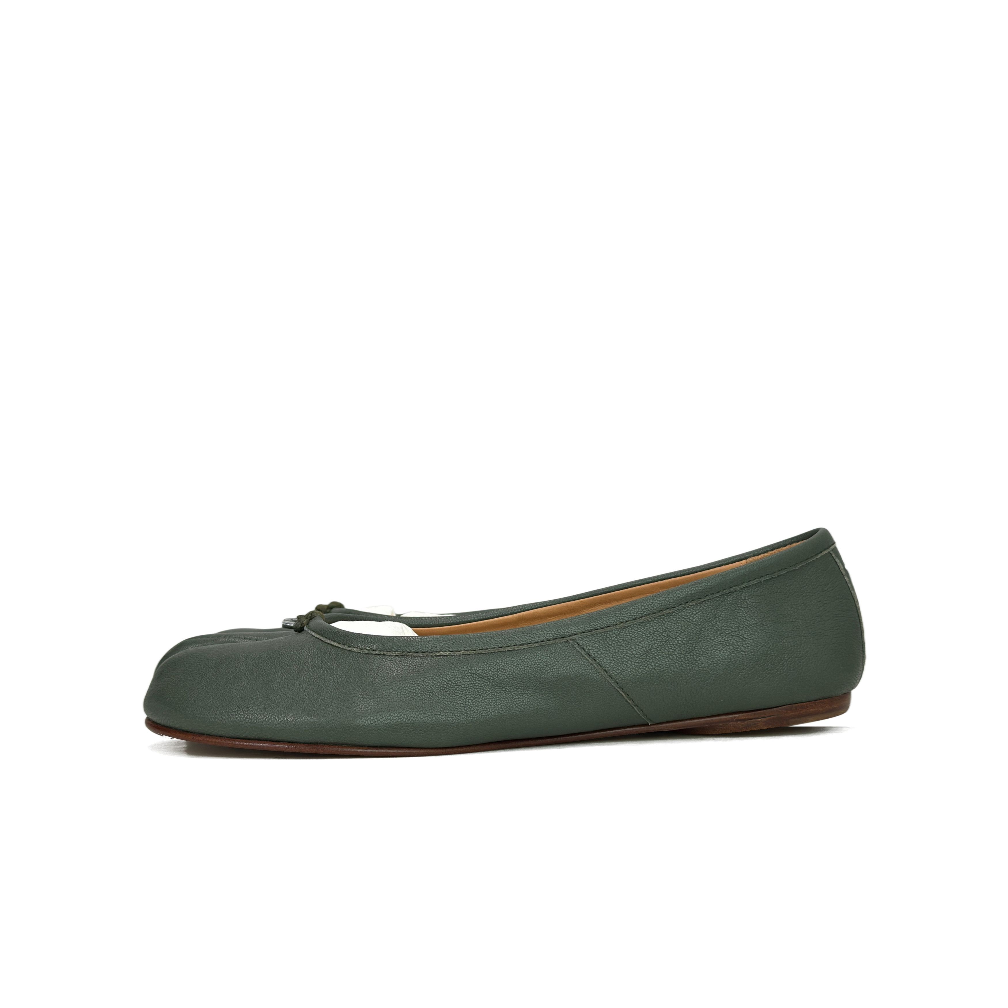 Maison Margiela Maison Margiela Green Tabi Flats Size 37 Size US 7 / IT 37 - 1 Thumbnail