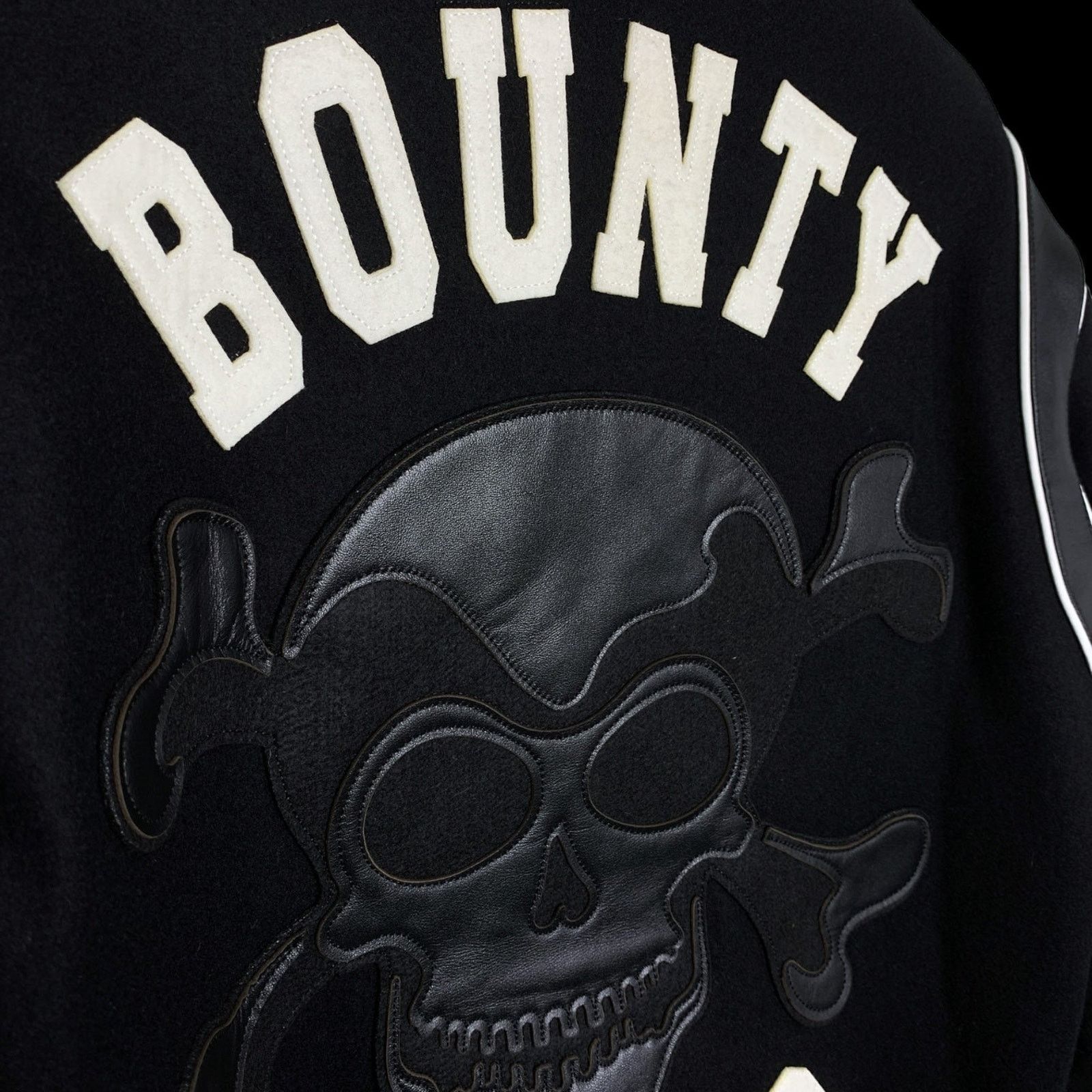 Bounty Hunter OG Skull Logo Wool Varsity Jacket Size US L / EU 52-54 / 3 - 5 Thumbnail