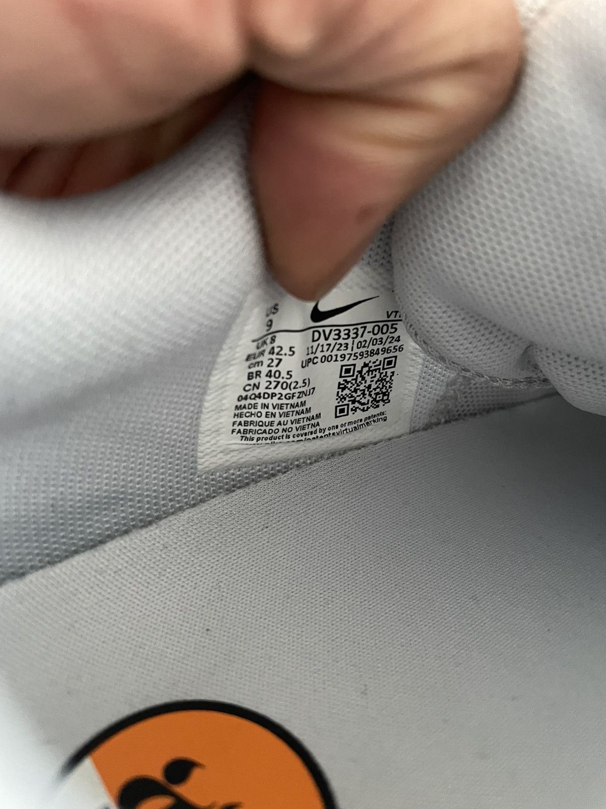 Nike Nike Air Max DN ‘Pure Platinum Hyper Royal’ Size US 9 / EU 42 - 8 Thumbnail