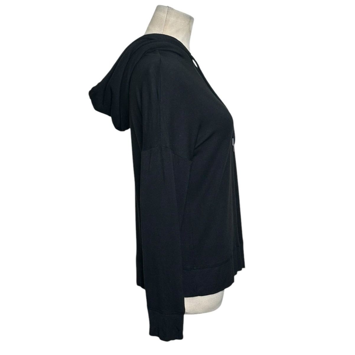Victoria's Secret Victoria's Secret black sherpa hoodie sweatshirt size XS Size XS / US 0-2 / IT 36-38 - 8 Thumbnail