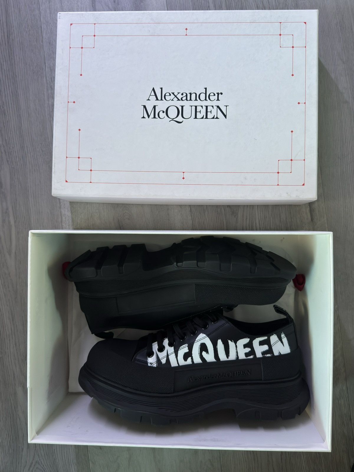 Alexander McQueen Alexander McQueen Low Top Sneakers Size US 12 / EU 45 - 11 Thumbnail