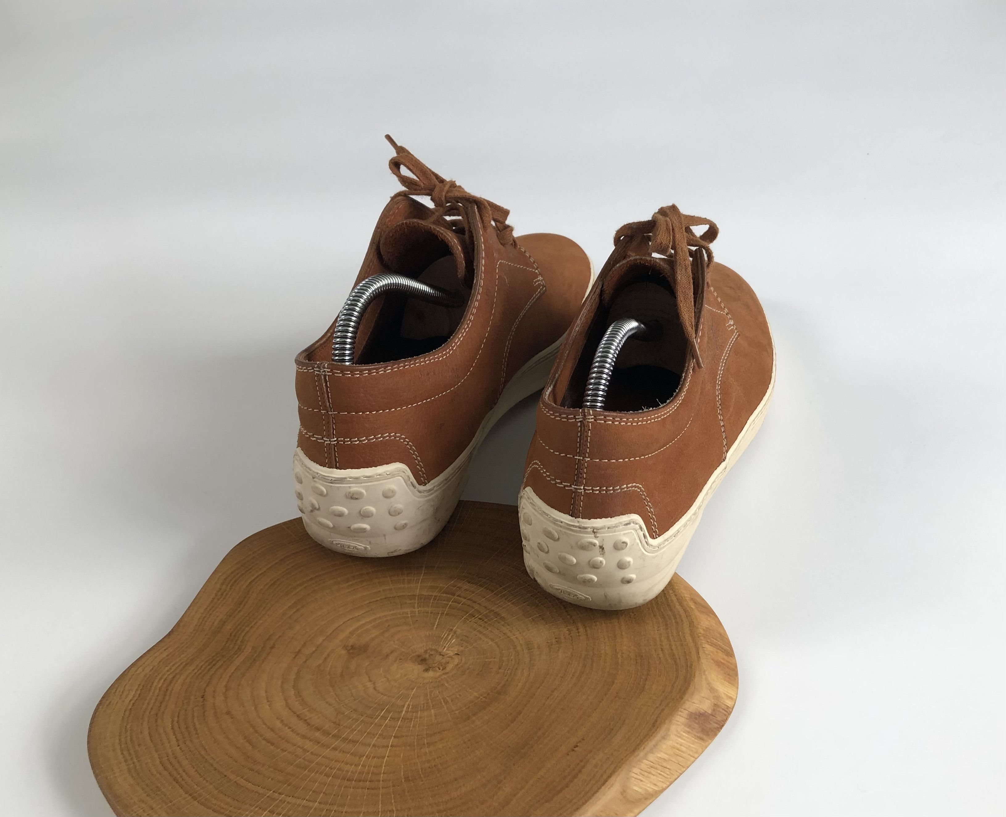Tod's Tod’s Gommino Suede Sneakers Size US 7.5 / EU 40-41 - 4 Thumbnail