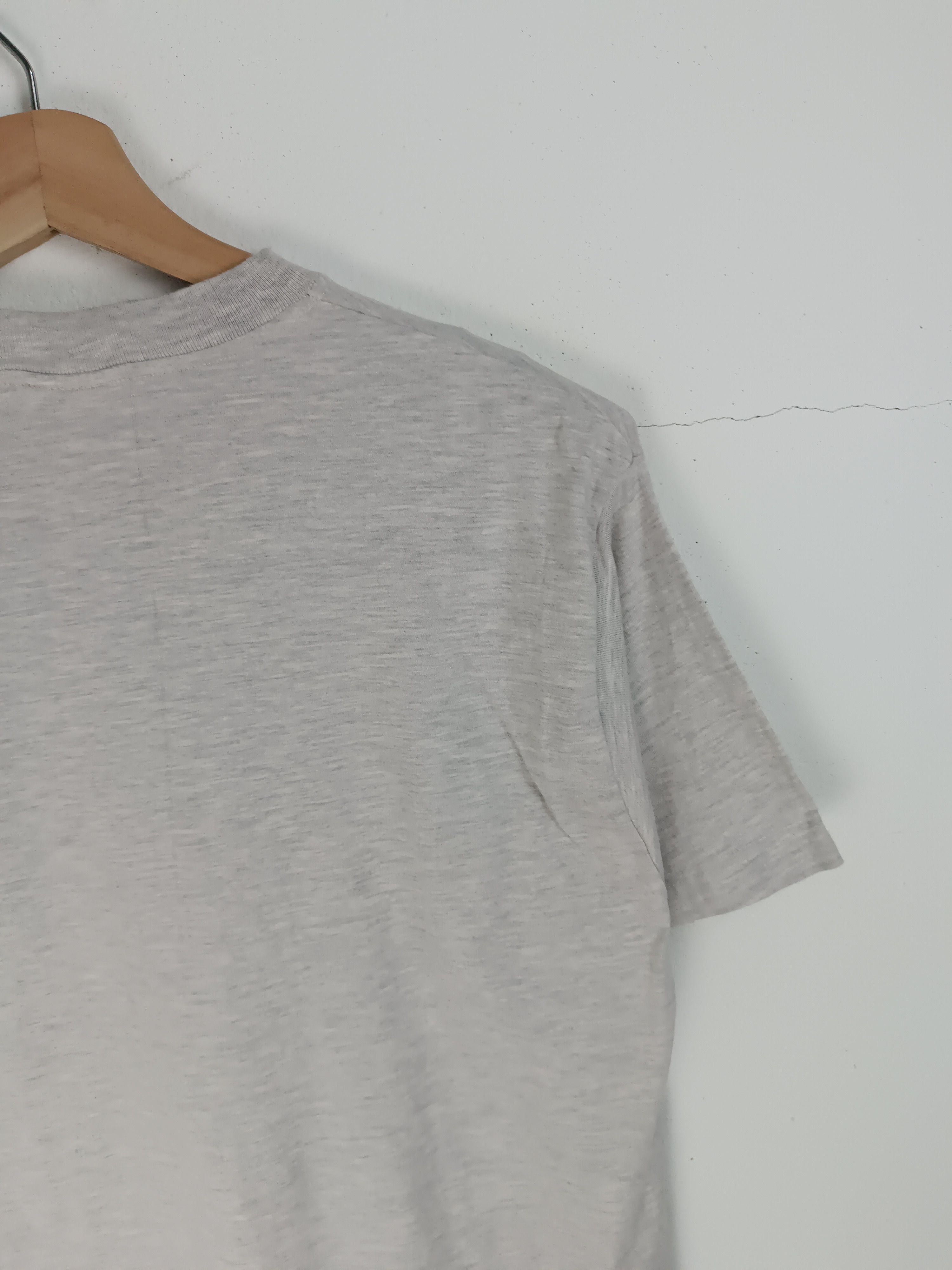 Disney VINTAGE 90'S DISNEY POOH EMBROID LOGO TEE piglet tigger roo Size US L / EU 52-54 / 3 - 17 Thumbnail