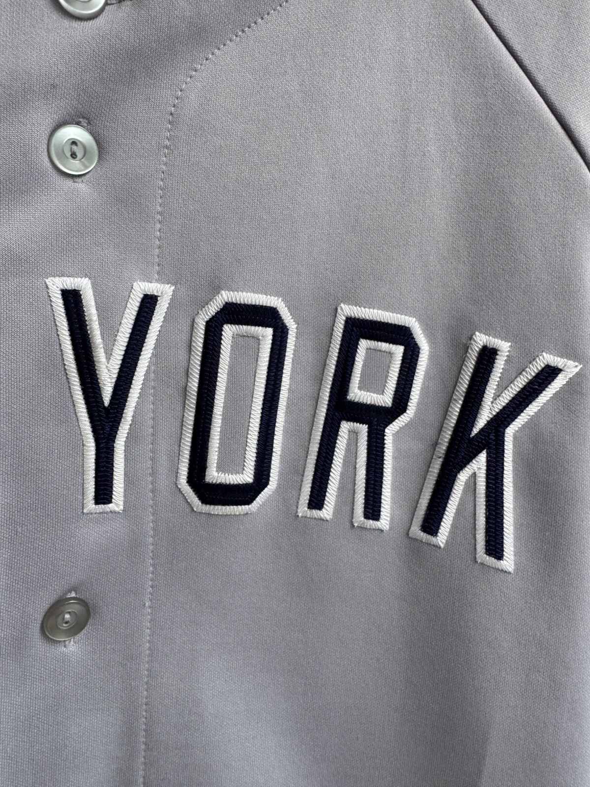Majestic RARE NEW YORK YANKEES MLB BASEBALL SHIRT JERSEY VINTAGE 90s Size US XL / EU 56 / 4 - 6 Thumbnail