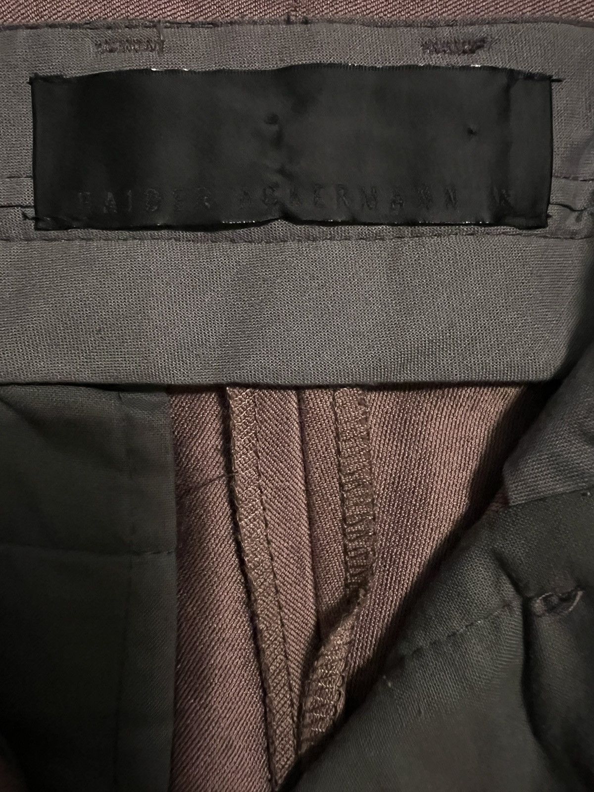 Haider Ackermann Haider Ackermann Purple Tapered Trousers Size 26" / US 2 / IT 38 - 3 Thumbnail
