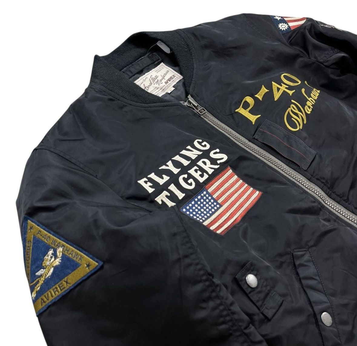 Avirex RARE PIECE!! 1990s Avirex FLYING TIGERS Bomber Jacket USA Size US L / EU 52-54 / 3 - 4 Thumbnail