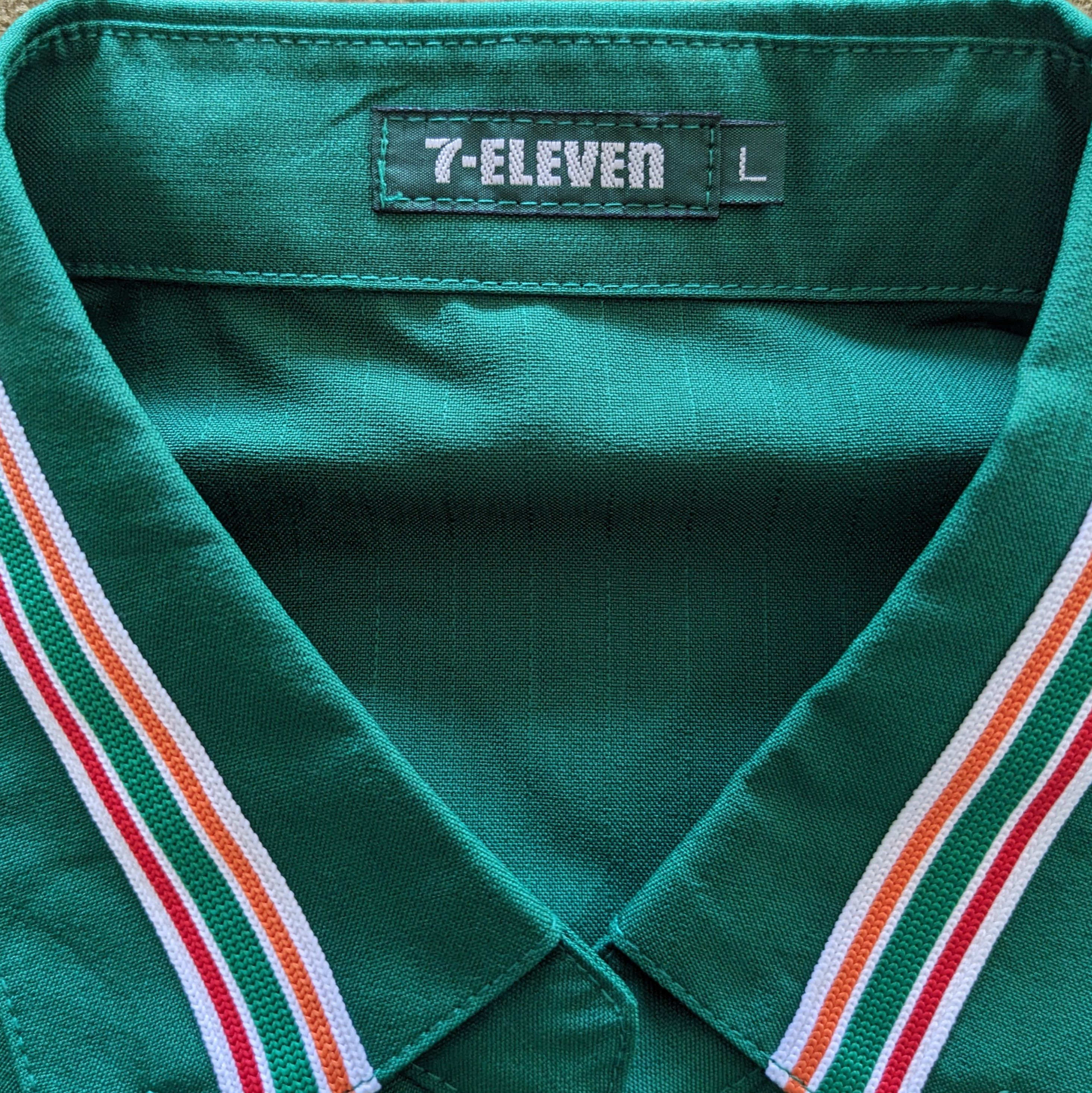 Japanese Brand Vintage 7 ELEVEN Uniform Workers Shirts Size US L / EU 52-54 / 3 - 4 Thumbnail