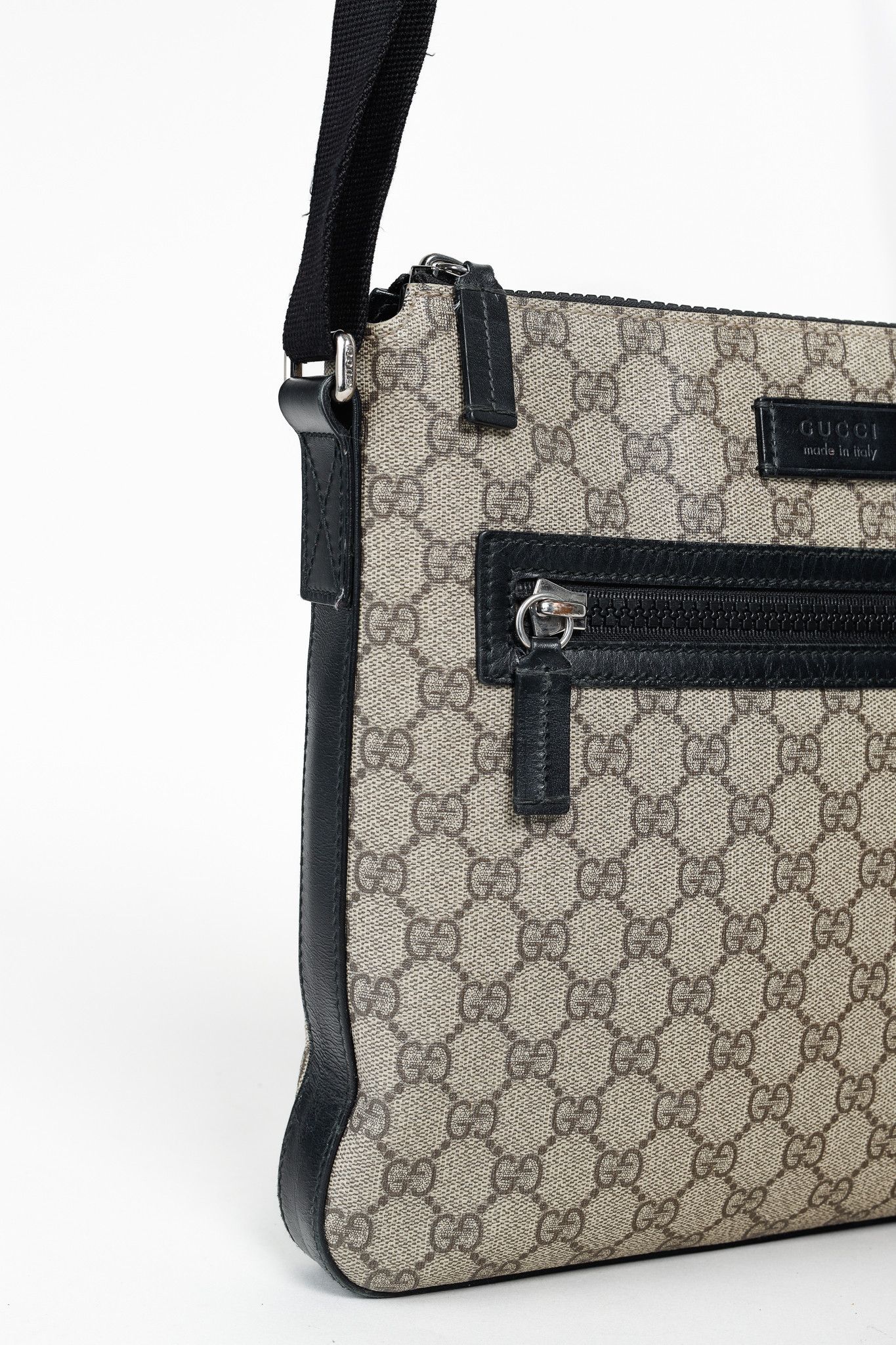 Gucci Gucci GG Supreme Monogram Leather Trim Flat Messenger Bag Size ONE SIZE - 8 Thumbnail
