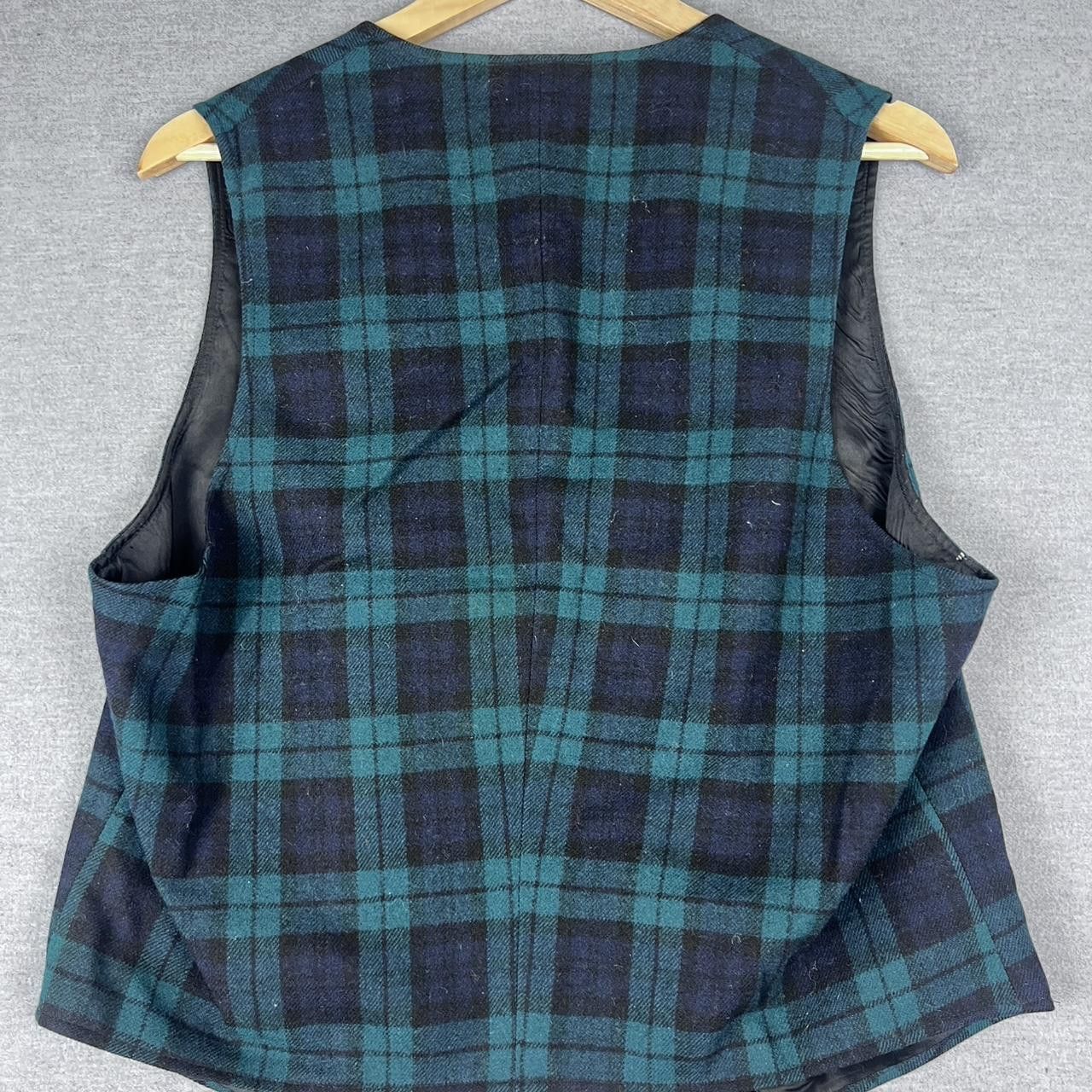 Pendleton Vintage Pendleton Green Plaid Wool Vest Made in USA Size M Size US M / EU 48-50 / 2 - 3 Thumbnail
