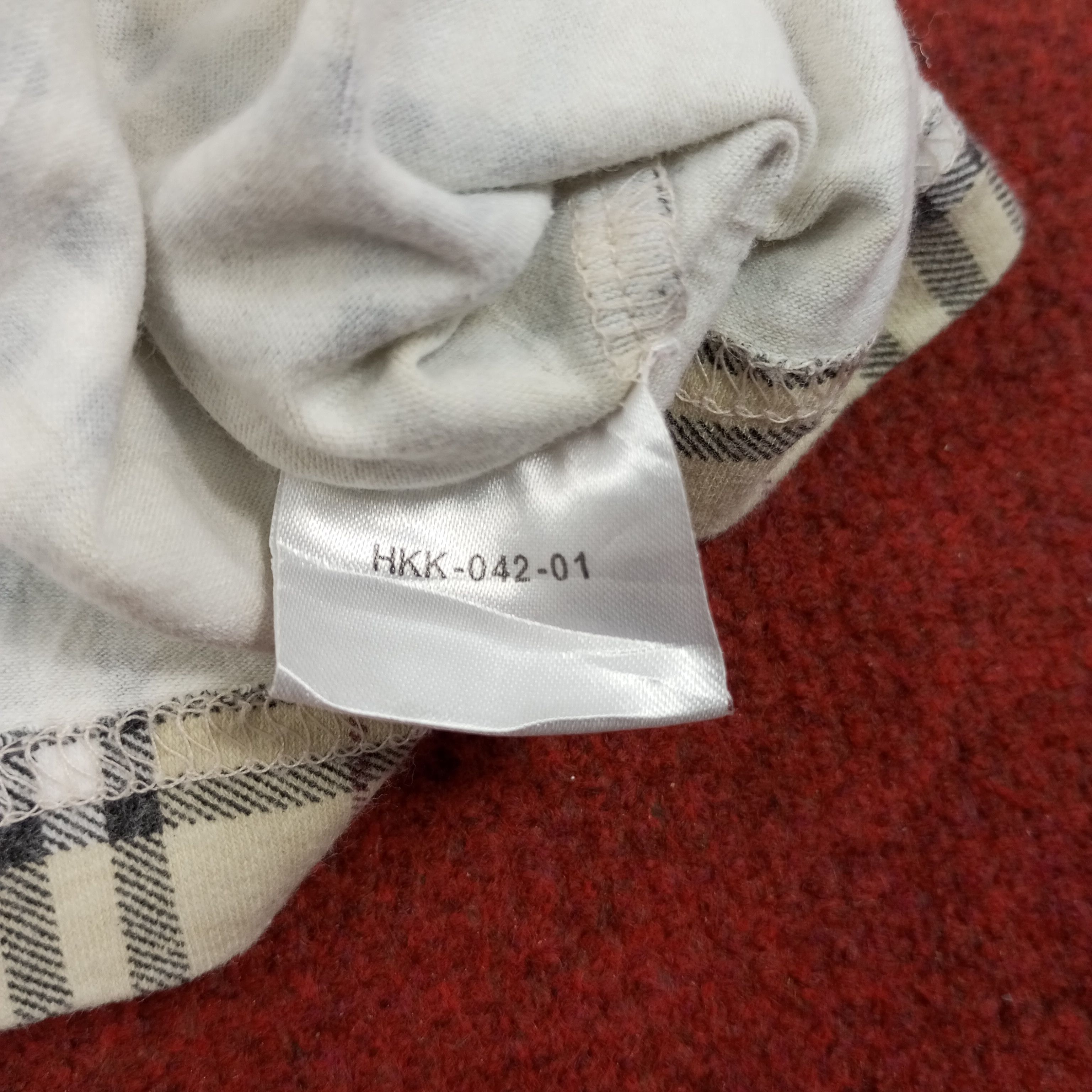 Burberry × Vintage Burberry London Nova Check Design Tshirt c219n33 Size S / US 4 / IT 40 - 8 Thumbnail