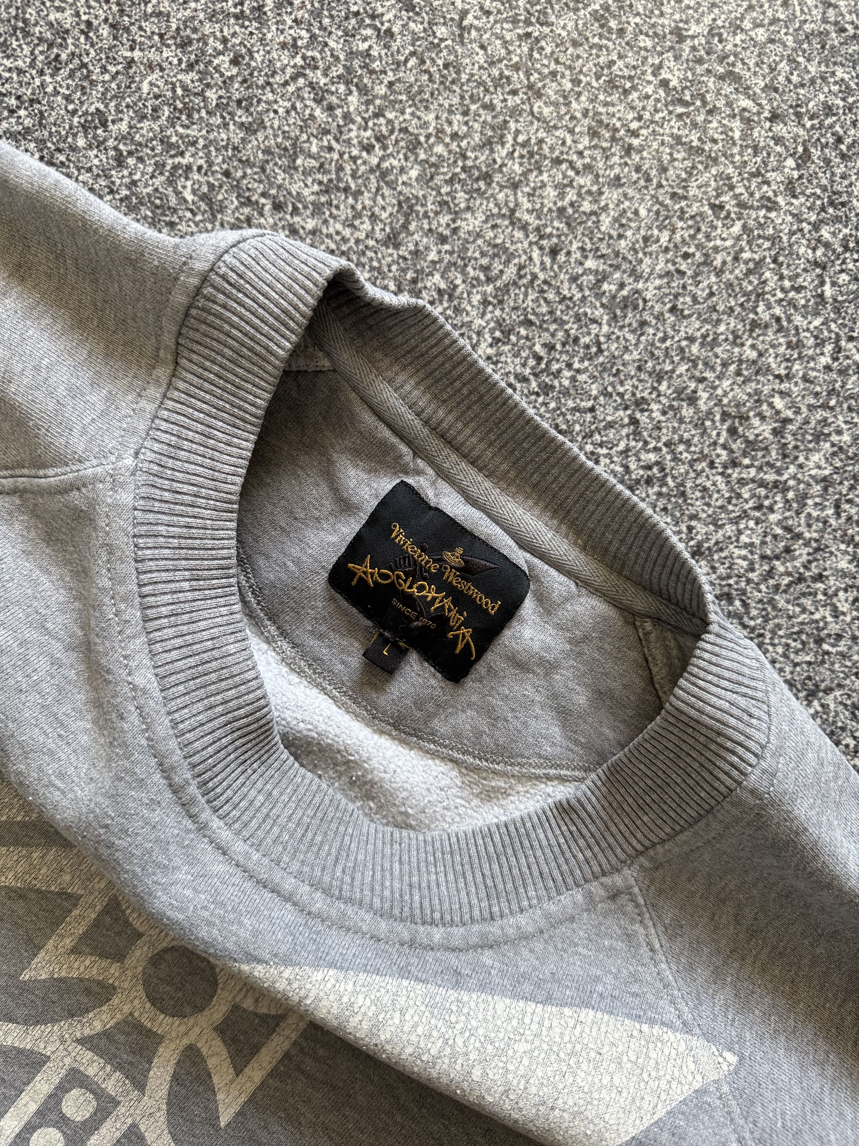 Japanese Brand Vivienne Westwood anglomania big logo sweatshirt Size US L / EU 52-54 / 3 - 12 Thumbnail
