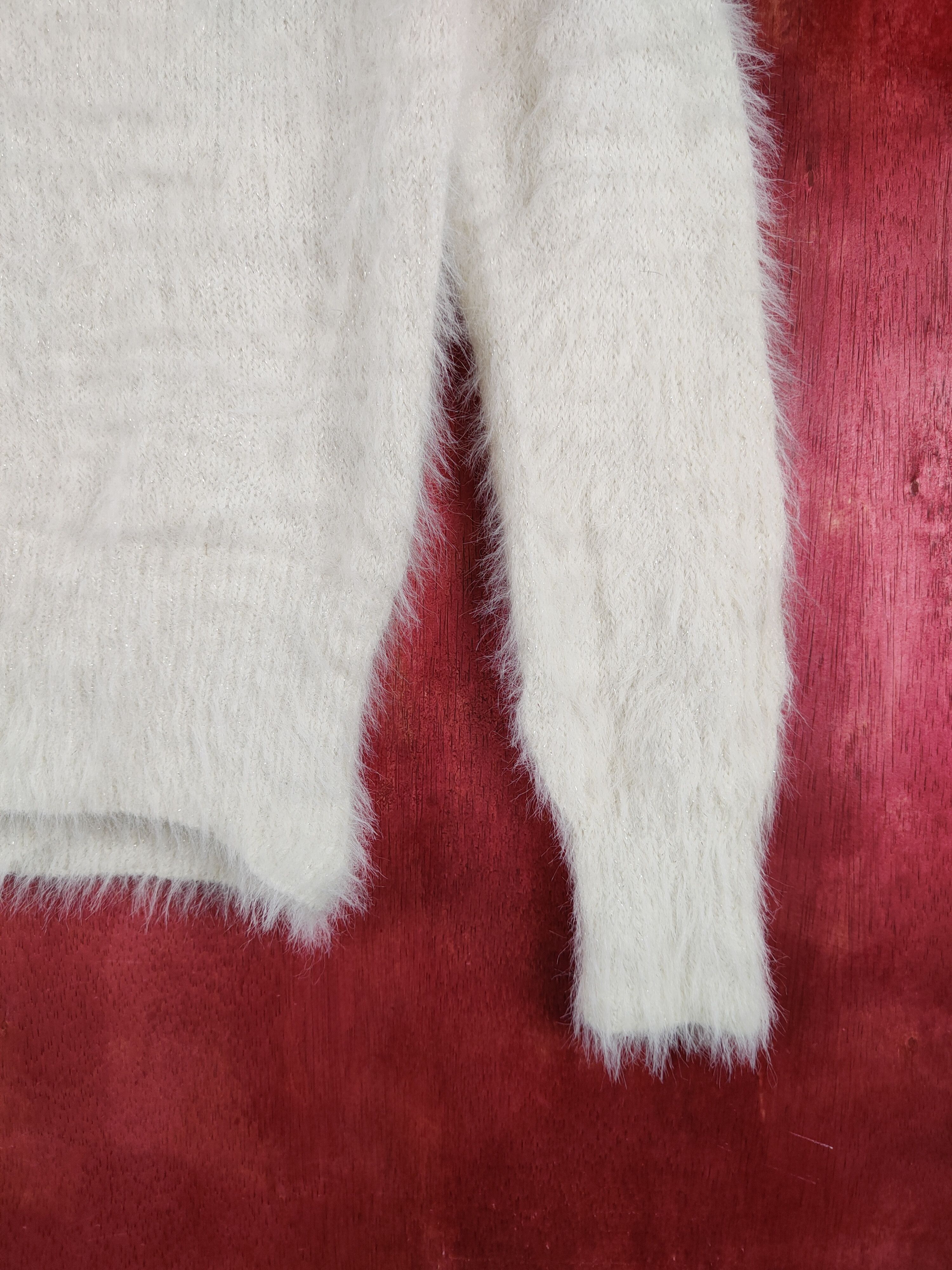 Homespun Knitwear × Japanese Brand × Vintage May Pretty White Shag Shaggy Fur Mohair Knitwear #S1946 Size S / US 4 / IT 40 - 6 Thumbnail