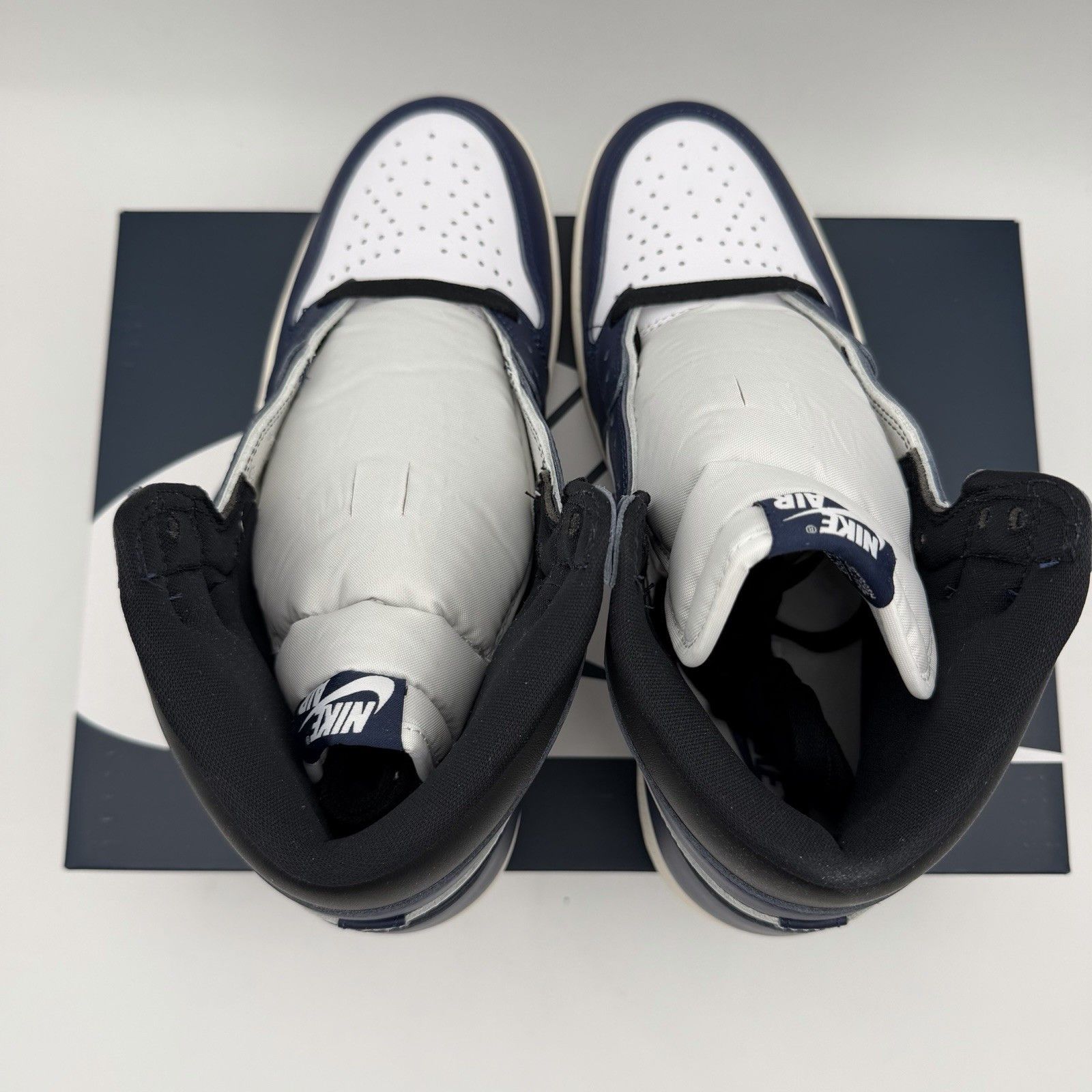 Nike Air Jordan 1 Retro High OG 'Midnight Navy' Size US 10 / EU 43 - 5 Thumbnail