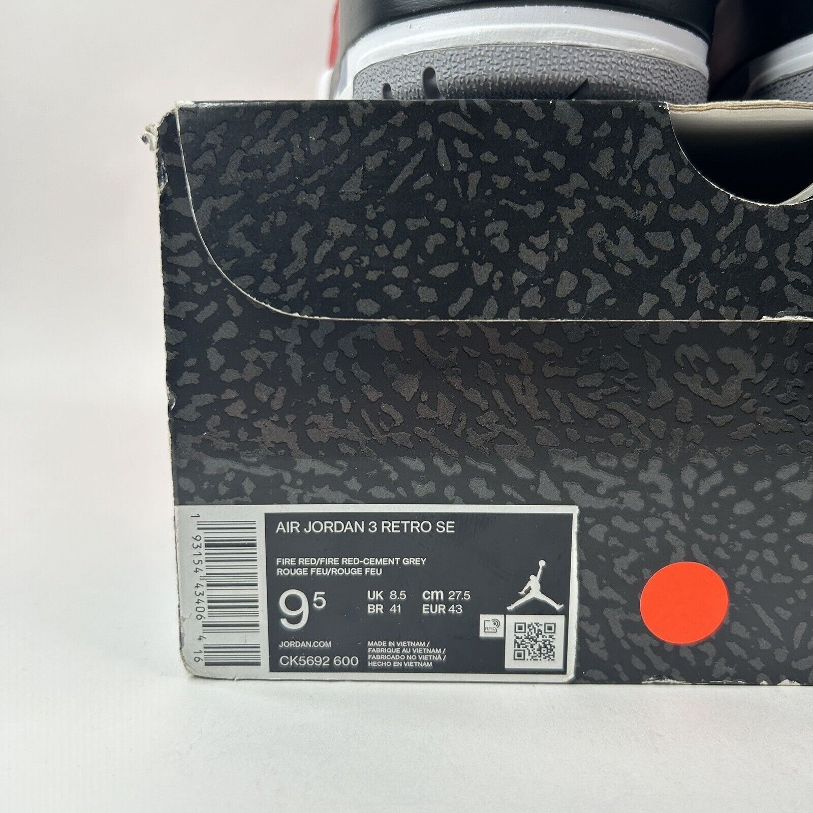 Nike Nike Shoes Air Jordan 3 Retro SE “Unite/Fire Red” 2024 Size US 9.5 / EU 42-43 - 5 Thumbnail