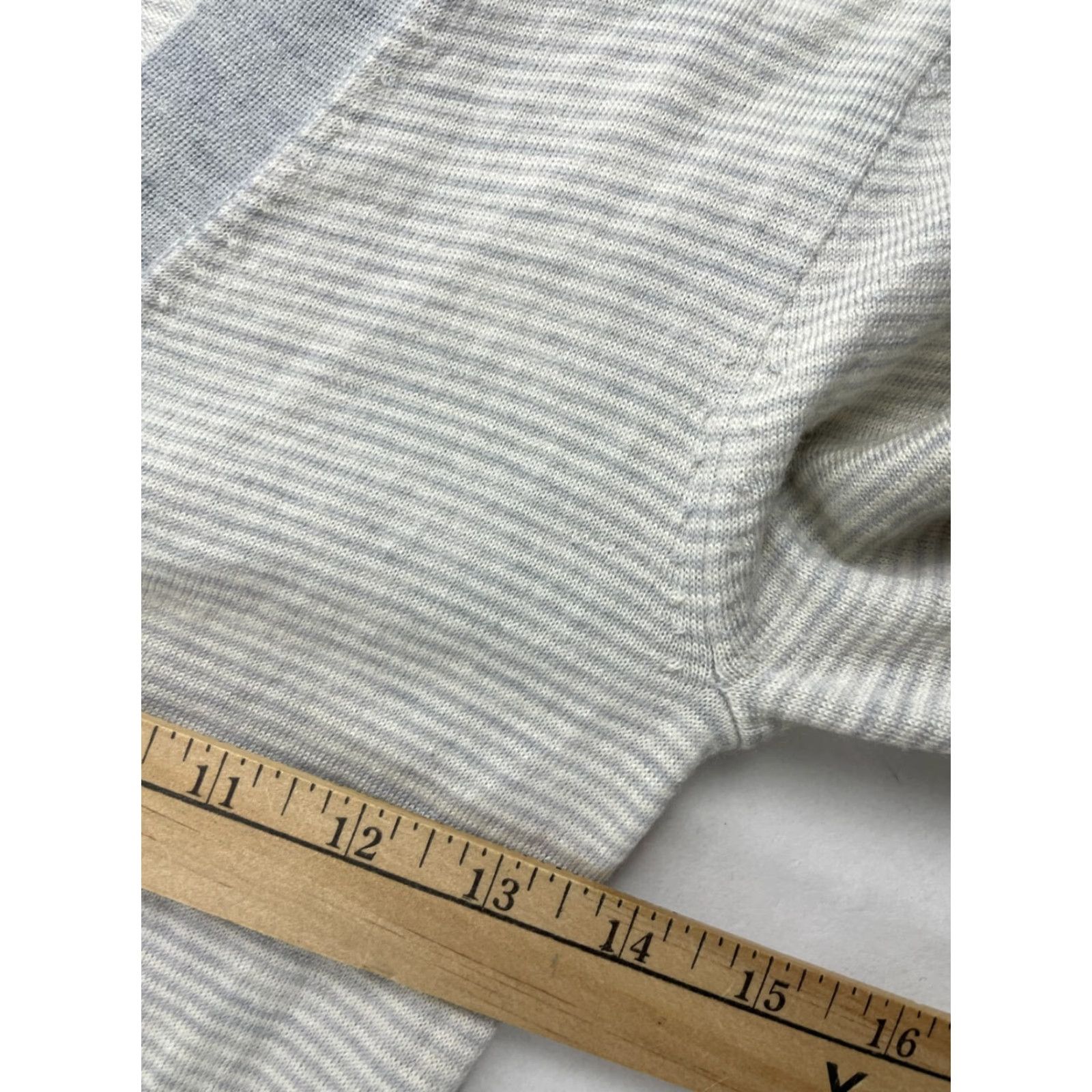 J.Crew VINTAGE J.CREW Cardigan Sweater Women's XS Striped Cream Gray Button Front Pockets Size XS / US 0-2 / IT 36-38 - 6 Thumbnail