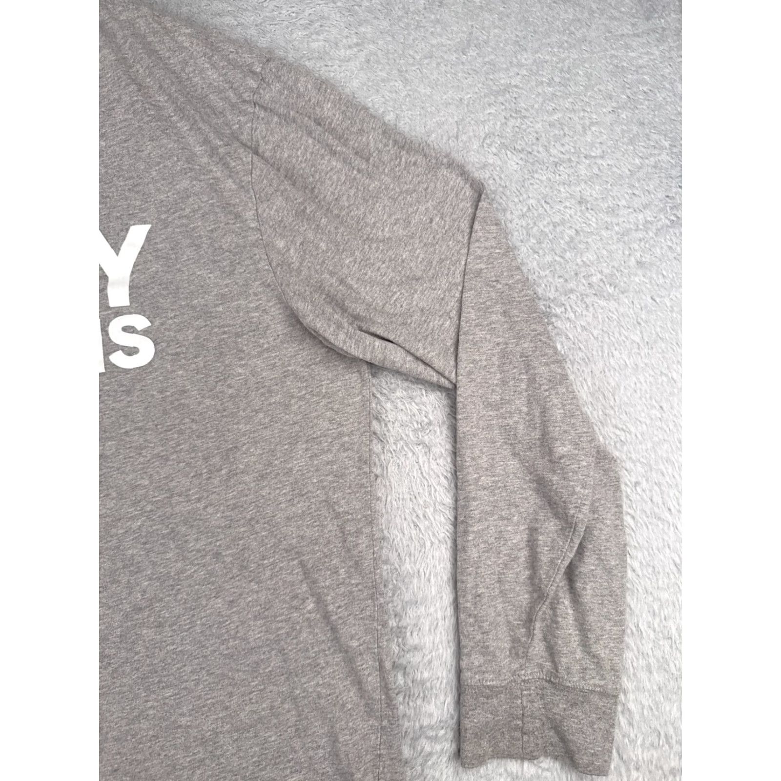 Tommy Hilfiger Tommy Hilfiger Shirt Men XL Gray Long Sleeve 100% Cotton Jersey Crew Neck Classic Size US XL / EU 56 / 4 - 2 Thumbnail