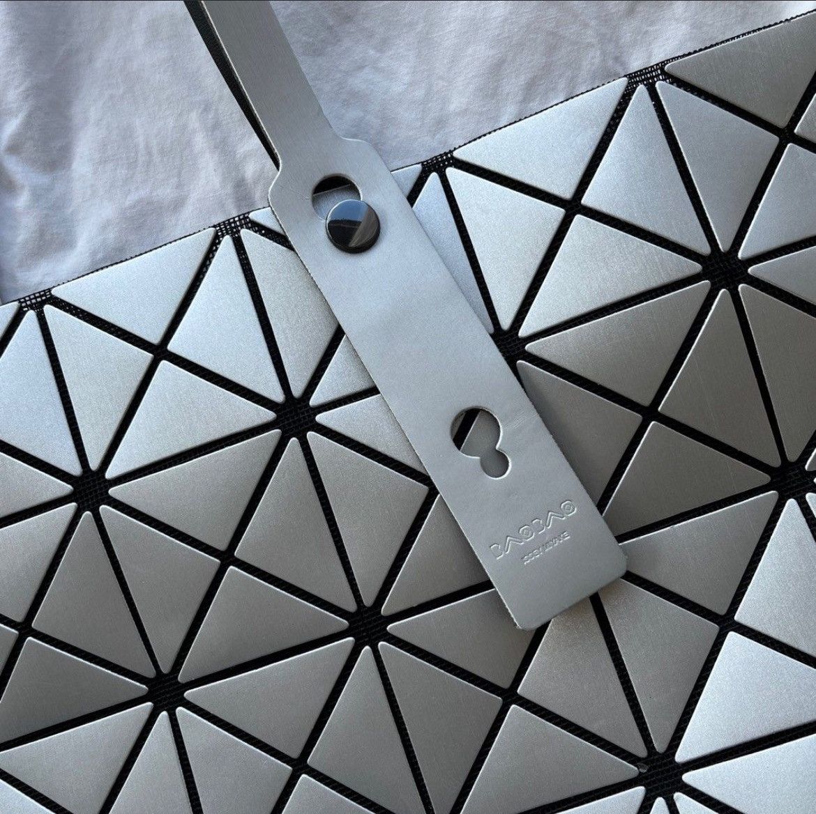 Issey Miyake Bao Bao BAO BAO ISSEY MIYAKE Prism metallic-finish tote bag Size ONE SIZE - 2 Thumbnail