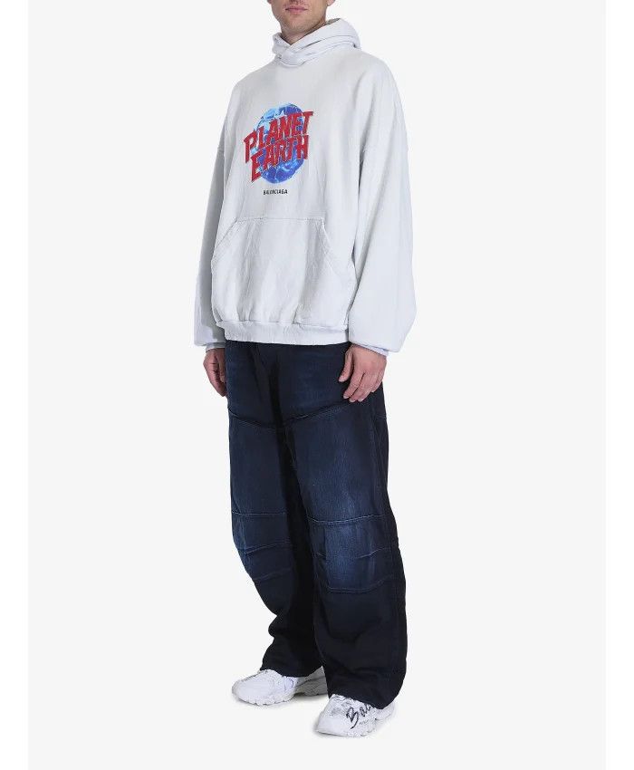 Balenciaga o1s1wg110426 Large Fit Hoodie in Dirty White Size US S / EU 44-46 / 1 - 2 Thumbnail