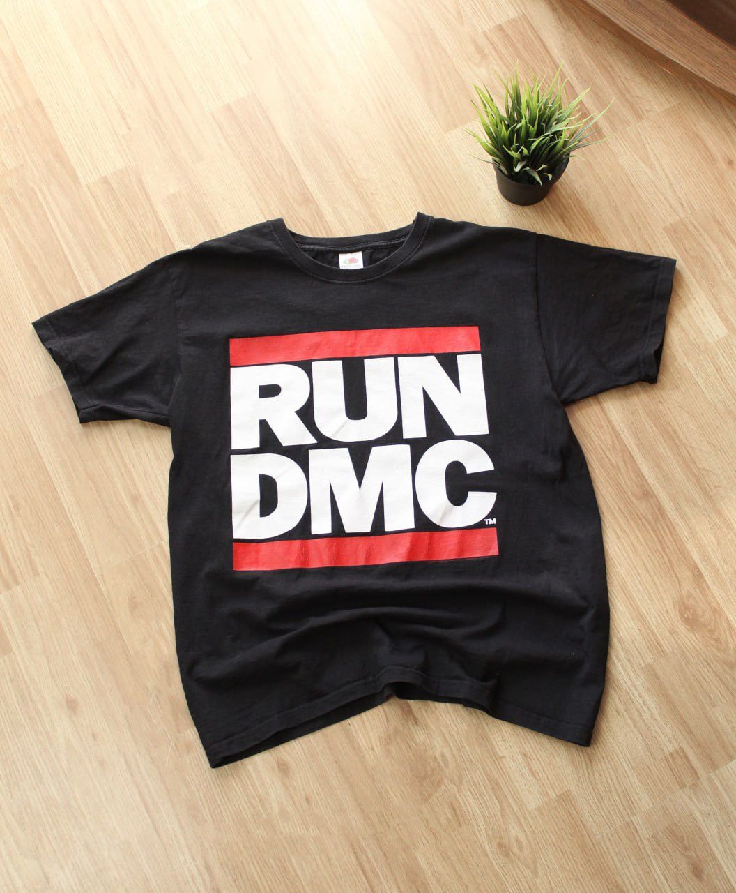 Rap Tees 🔥 Vintage RUN DMC Rap Tee Size US L / EU 52-54 / 3 - 1 Thumbnail