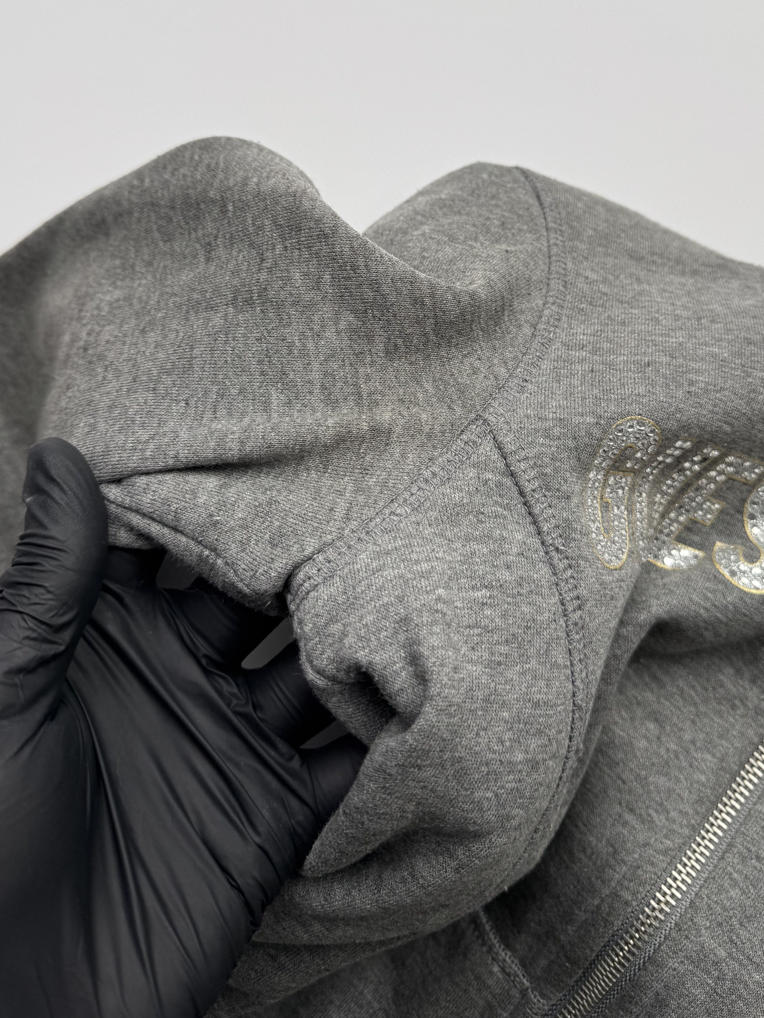 Guess Guess Vintage Hoodie With Faux Fur Details (516) Size XS / US 0-2 / IT 36-38 - 16 Thumbnail